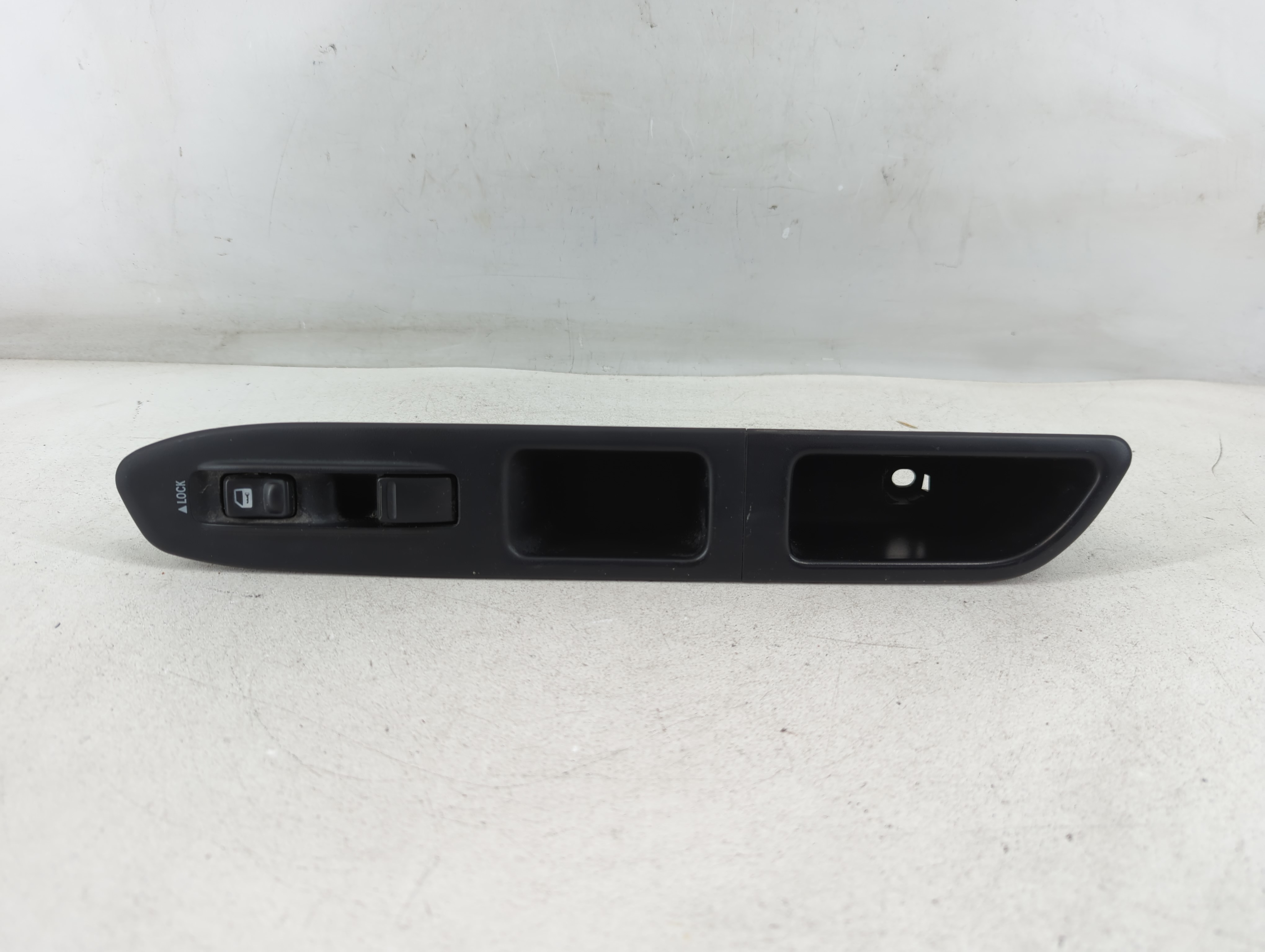 Picture of 2004 Subaru Forester Passenger Right Power Window Switch 883529