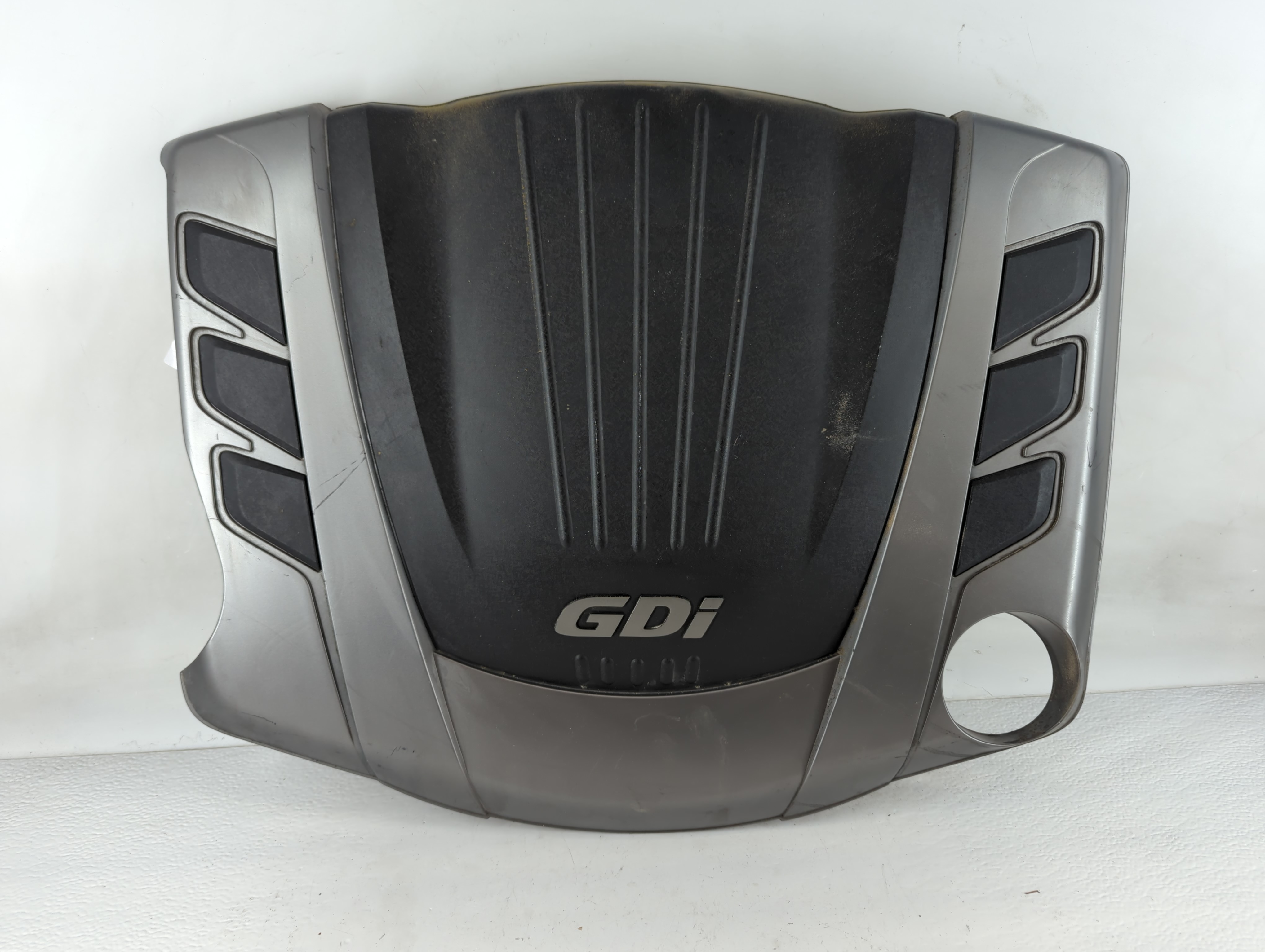2016 Hyundai Genesis Engine Cover 883579 - Oemusedautoparts1.com