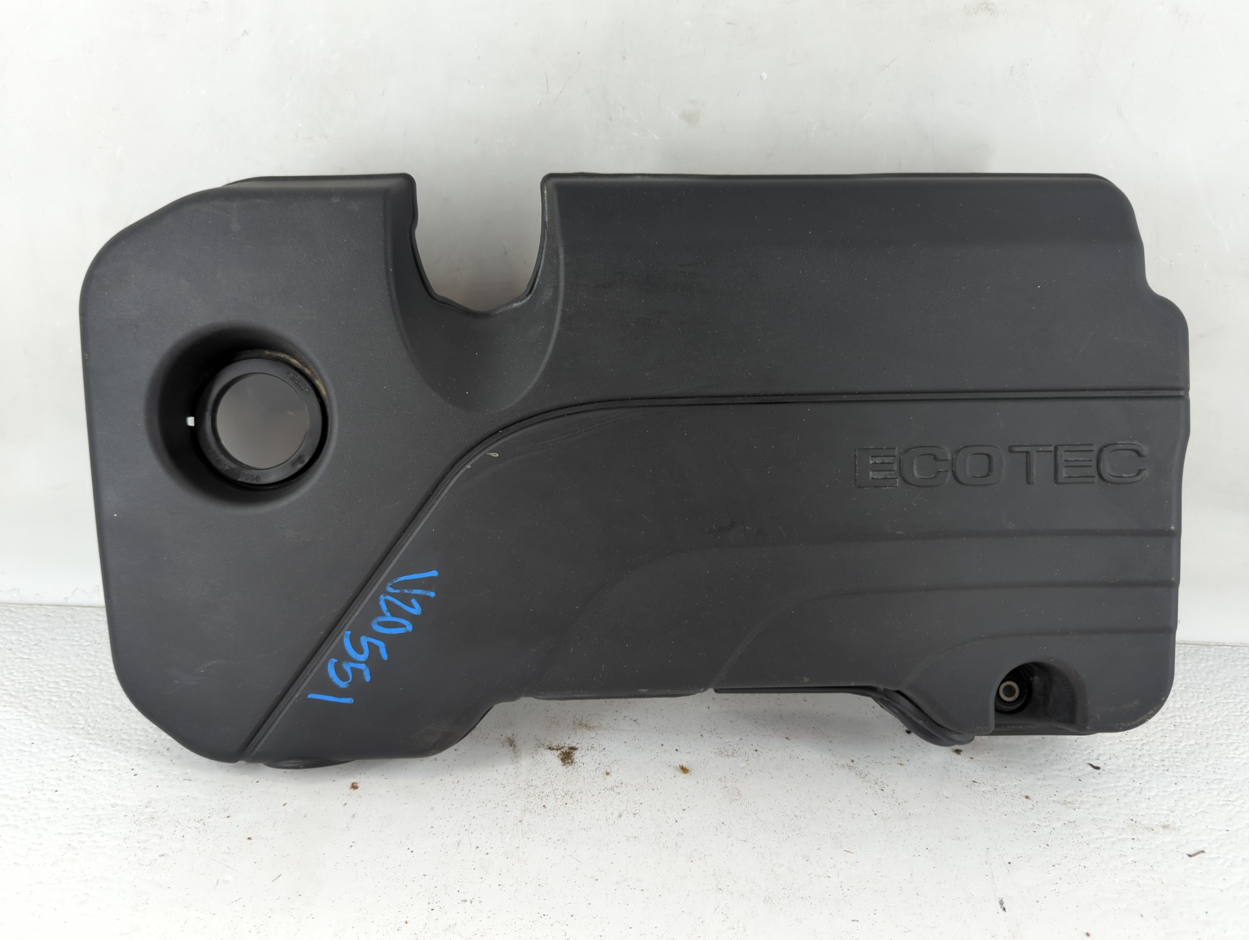 2020 Chevrolet Malibu Engine Cover 883584 - Oemusedautoparts1.com