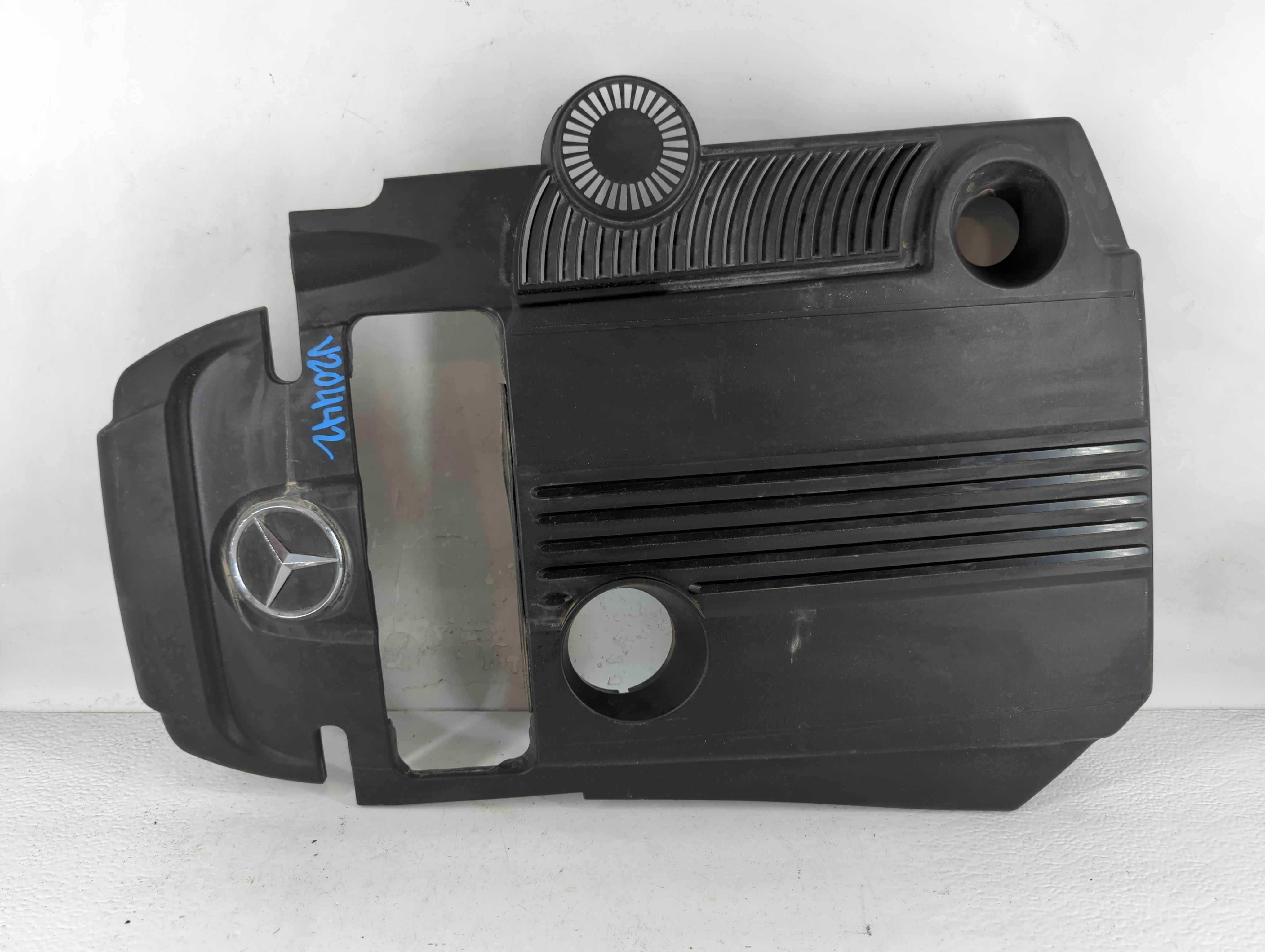 2012 Mercedes-benz C250 Engine Cover 883587 - Oemusedautoparts1.com