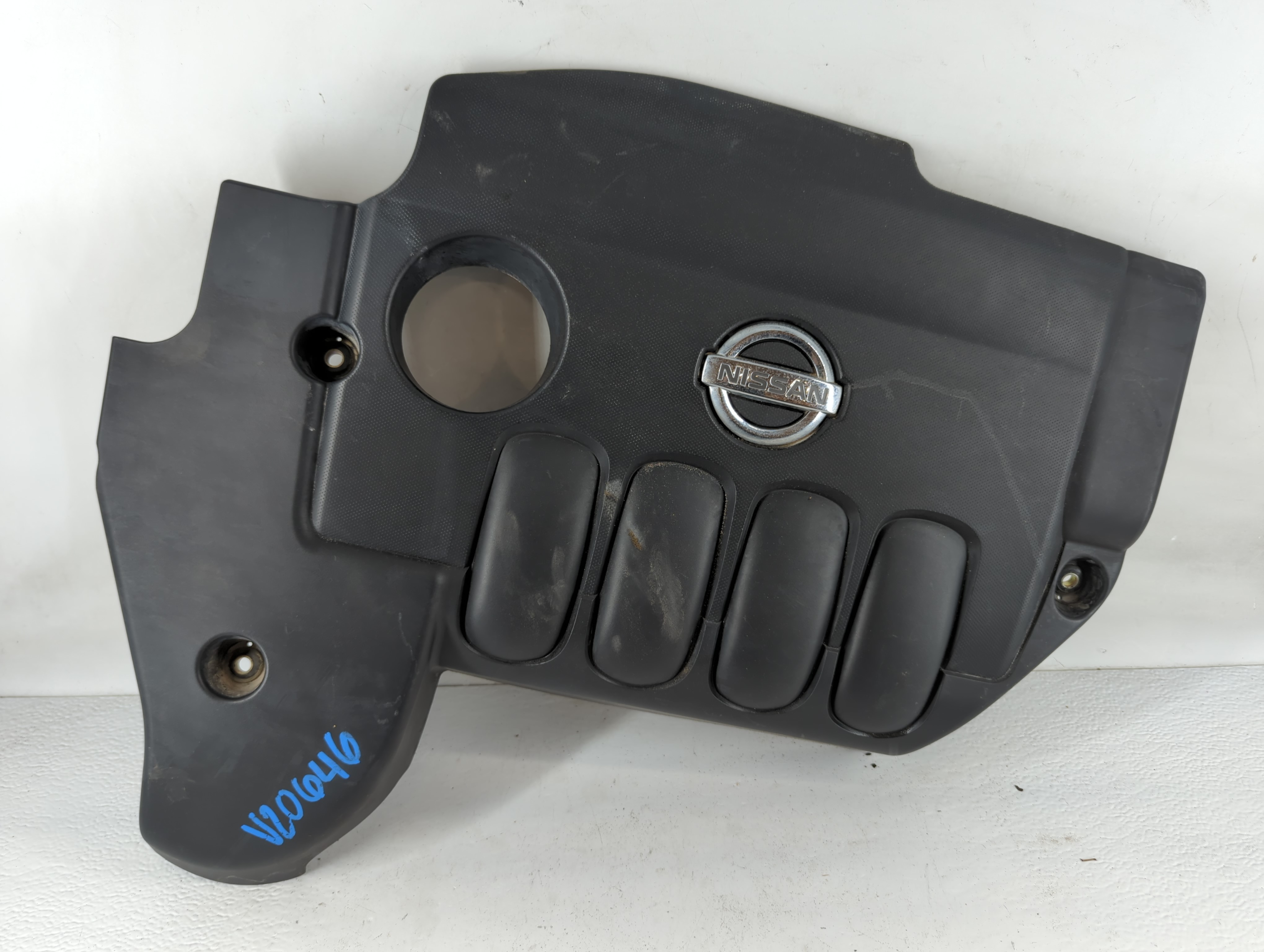 2008 Nissan Altima Engine Cover 883598 - Oemusedautoparts1.com