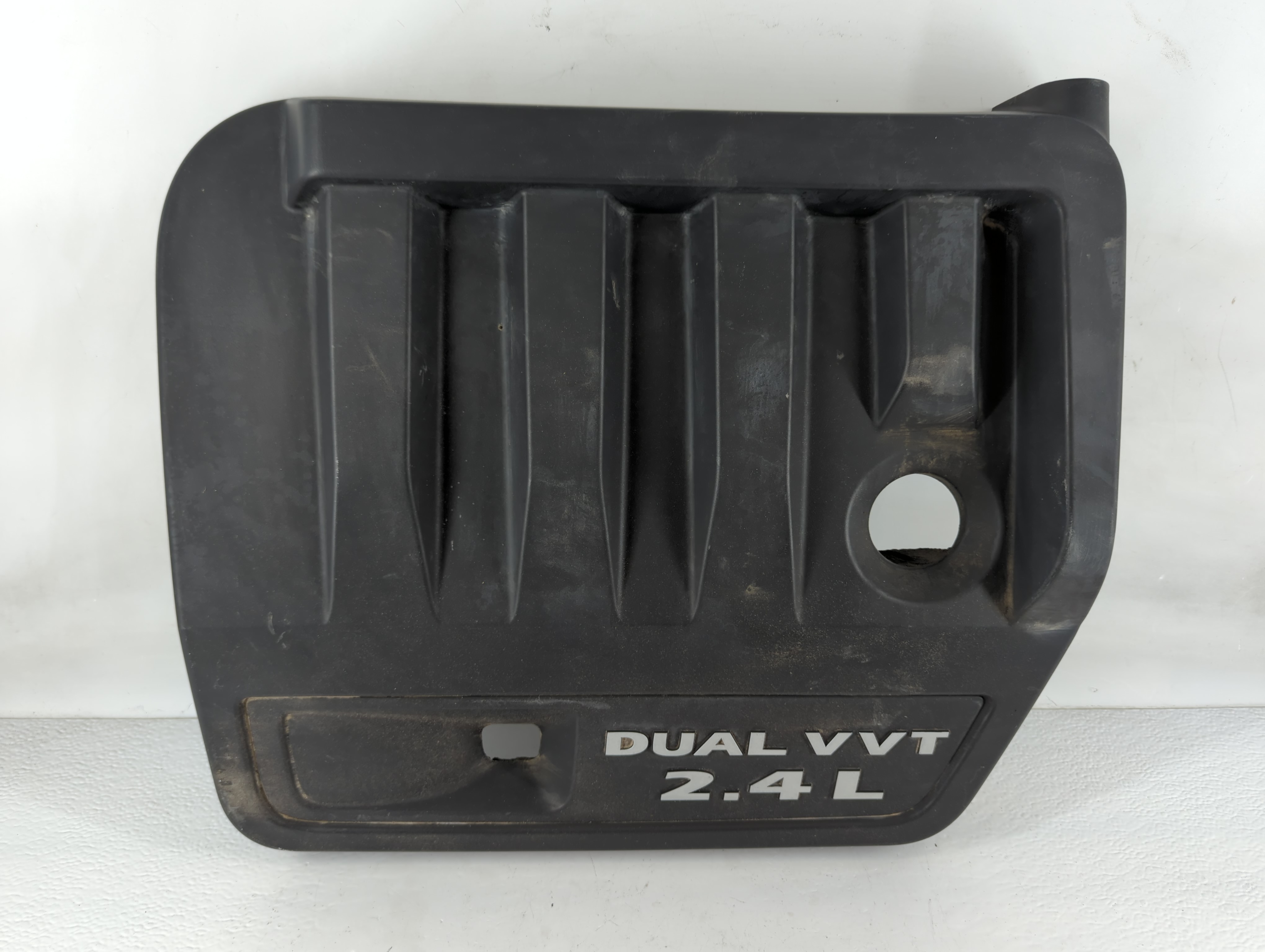 2012 Dodge Avenger Engine Cover 883628 - Oemusedautoparts1.com