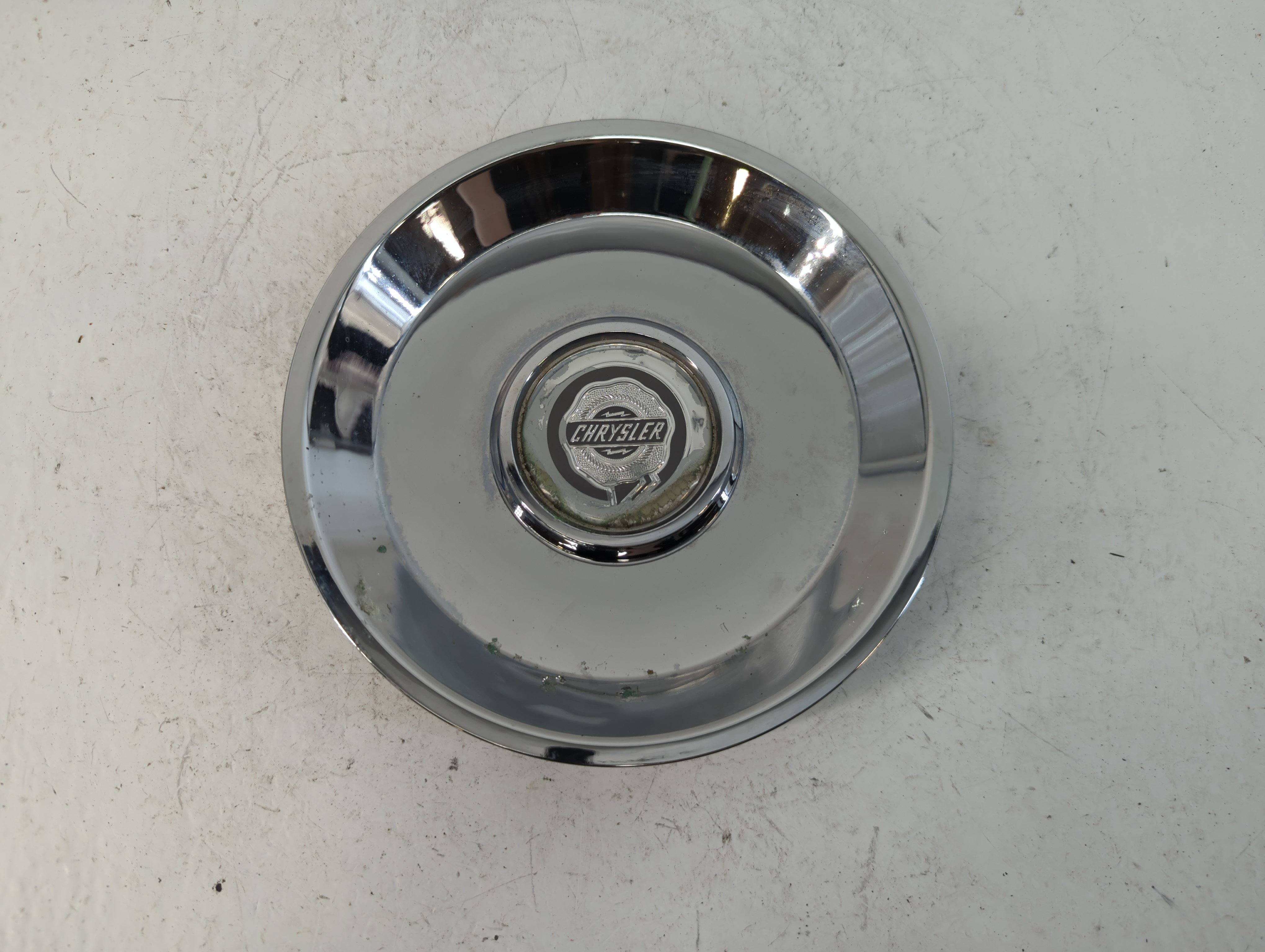 2008 Chrysler Pacifica Center Cap Oem 883677 - Oemusedautoparts1.com