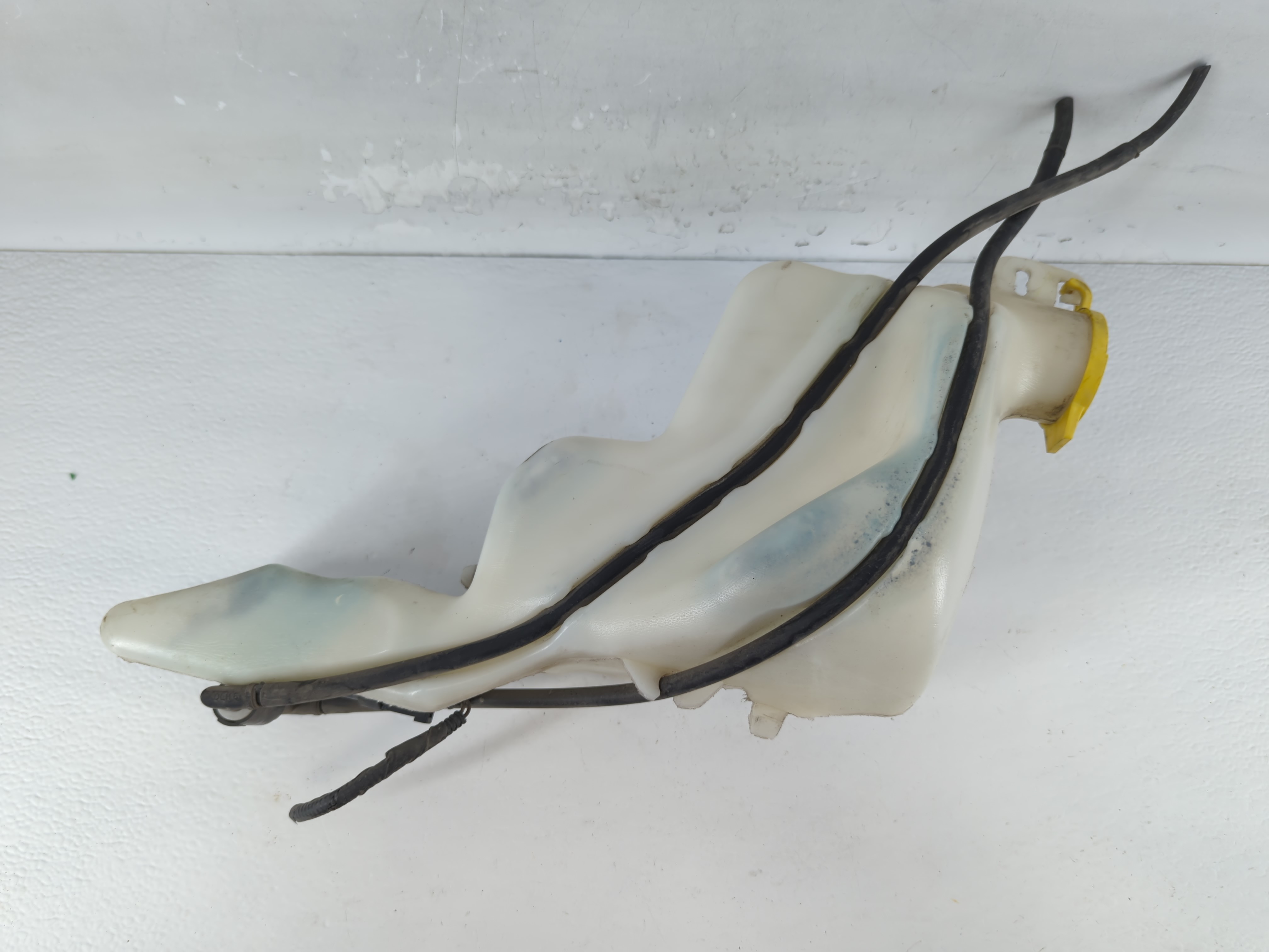 Picture of Jeep Compass Windshield Washer Fluid Reservoir Bottle Oem 883722