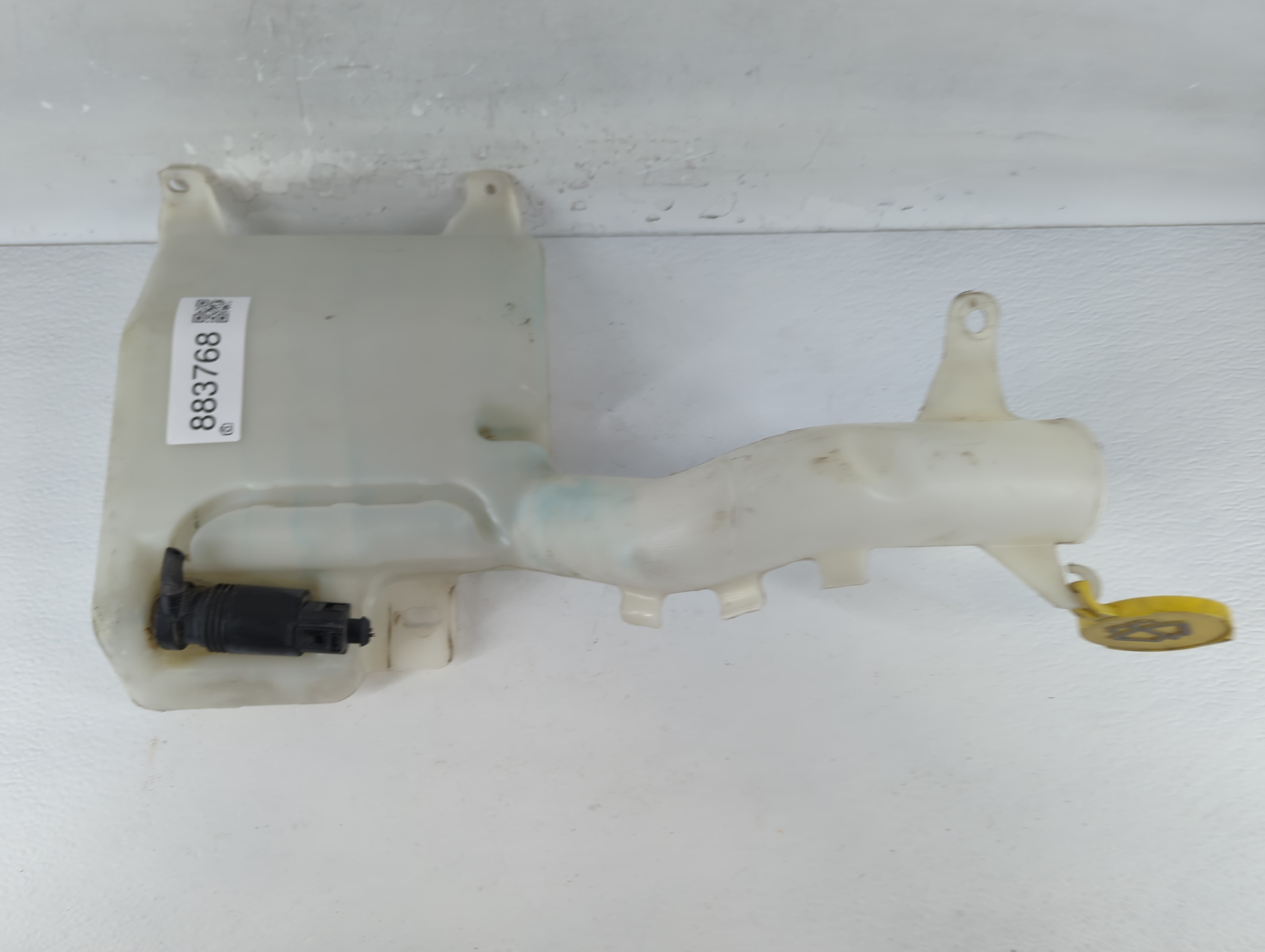2011-2014 Chrysler 200 Windshield Washer Fluid Reservoir Bottle Oem 883768 - Oemusedautoparts1.com