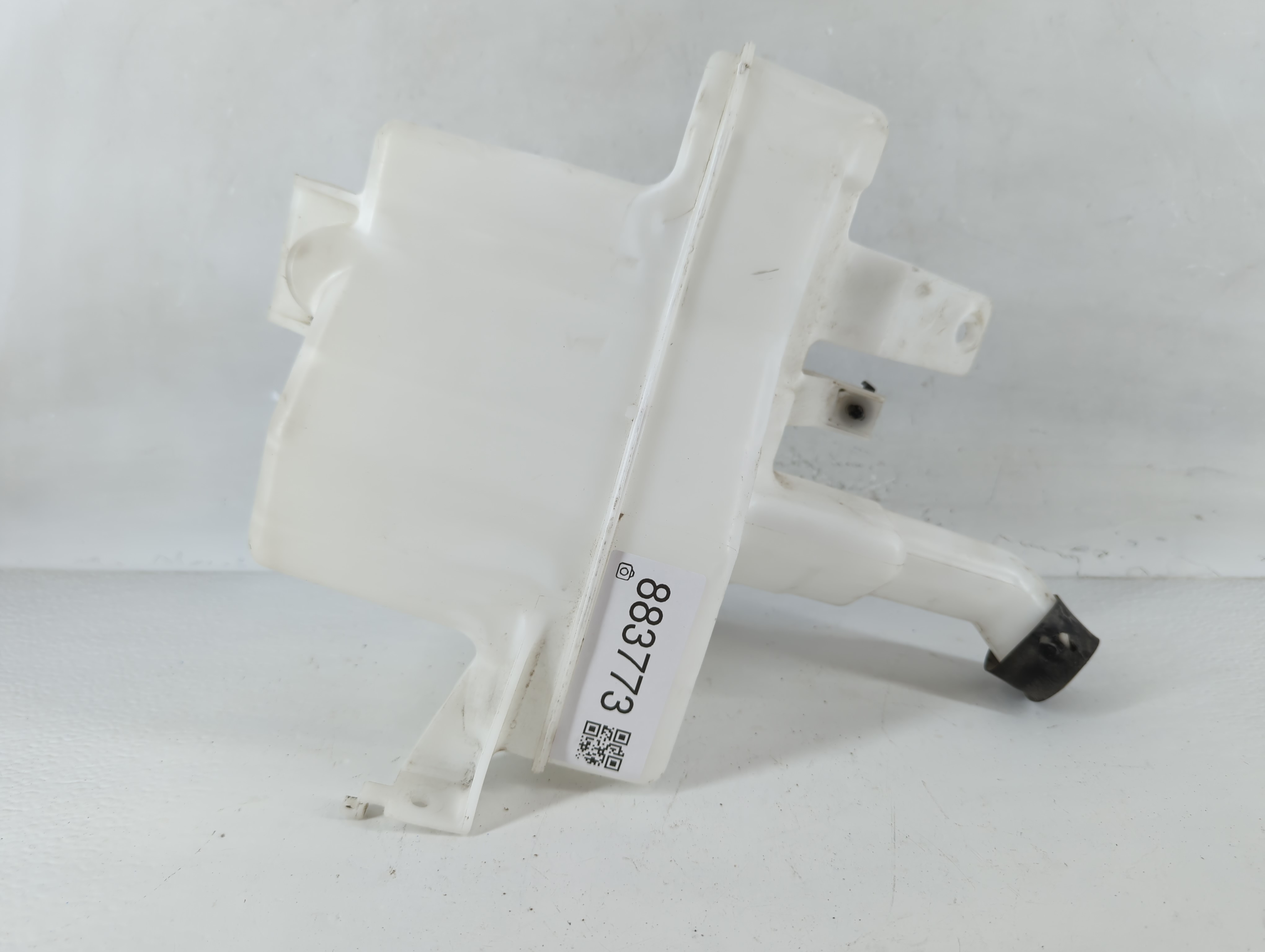 Picture of 2018-2022 Honda Accord Windshield Washer Fluid Reservoir Bottle Oem 883773