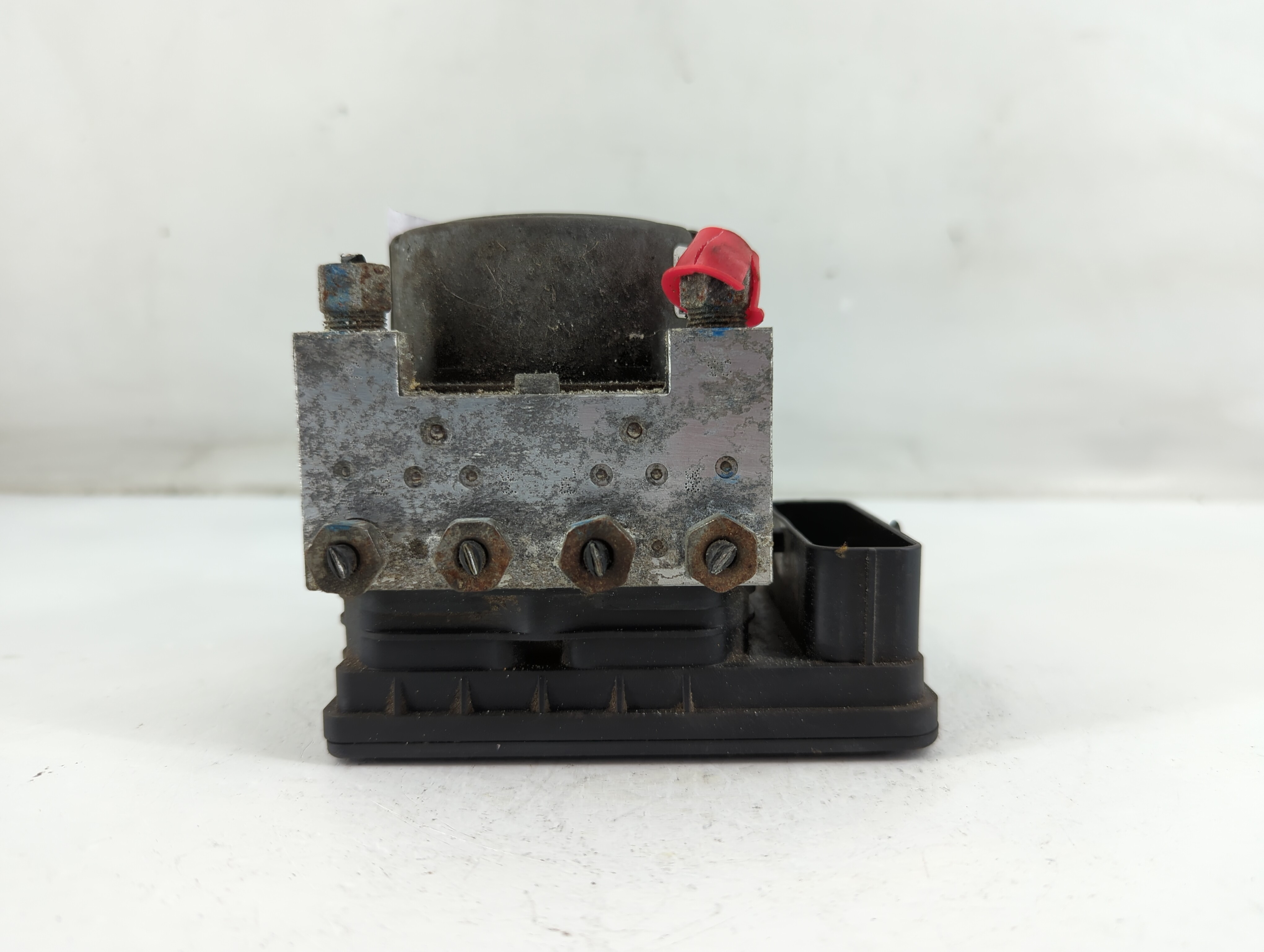2015-2015 Cadillac Xts Abs Pump Control Module 883796 - Oemusedautoparts1.com