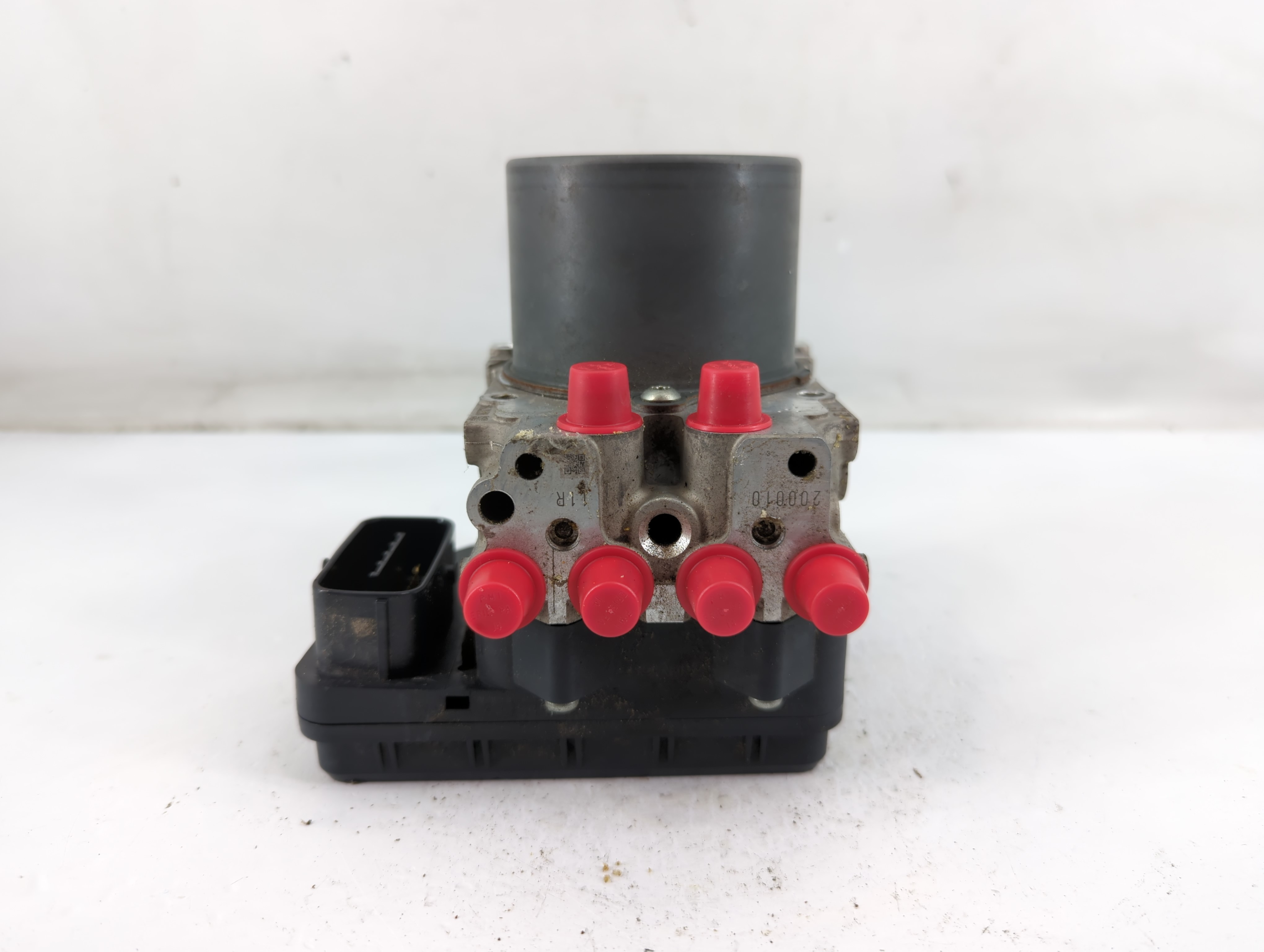 2015-2015 Toyota Rav4 Abs Pump Control Module 883801 - Oemusedautoparts1.com