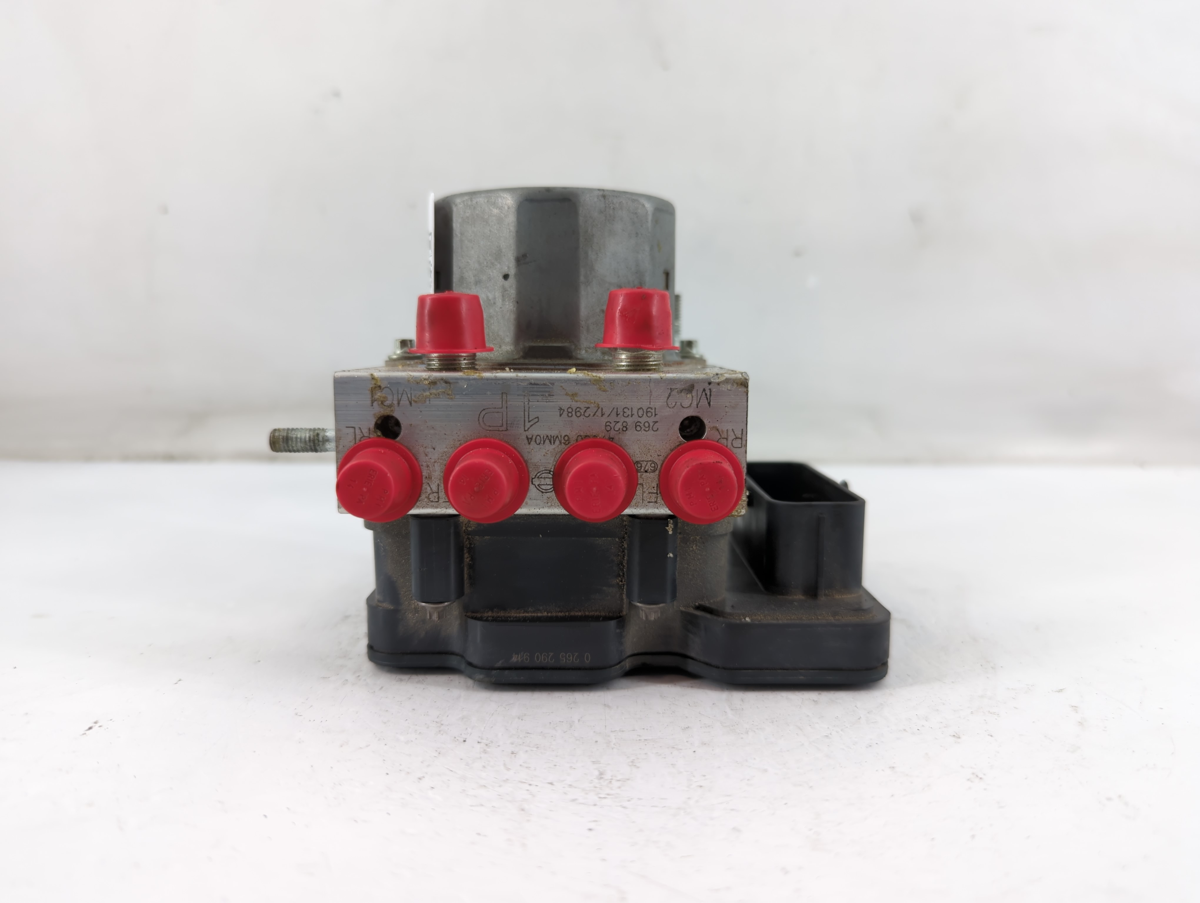2019-2021 Nissan Rogue Sport Abs Pump Control Module 883855 - Oemusedautoparts1.com