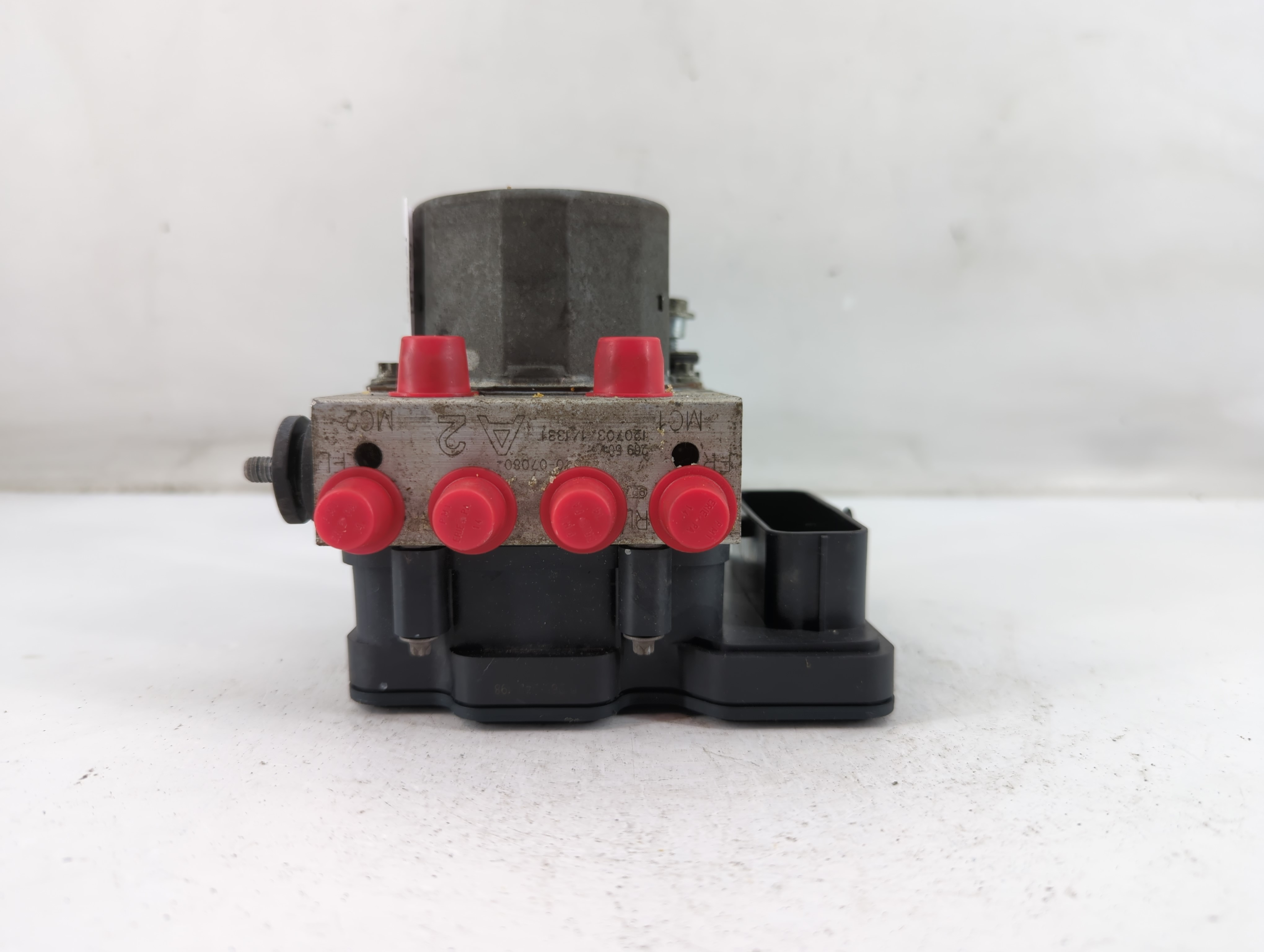 2013-2014 Toyota Avalon Abs Pump Control Module 883866 - Oemusedautoparts1.com