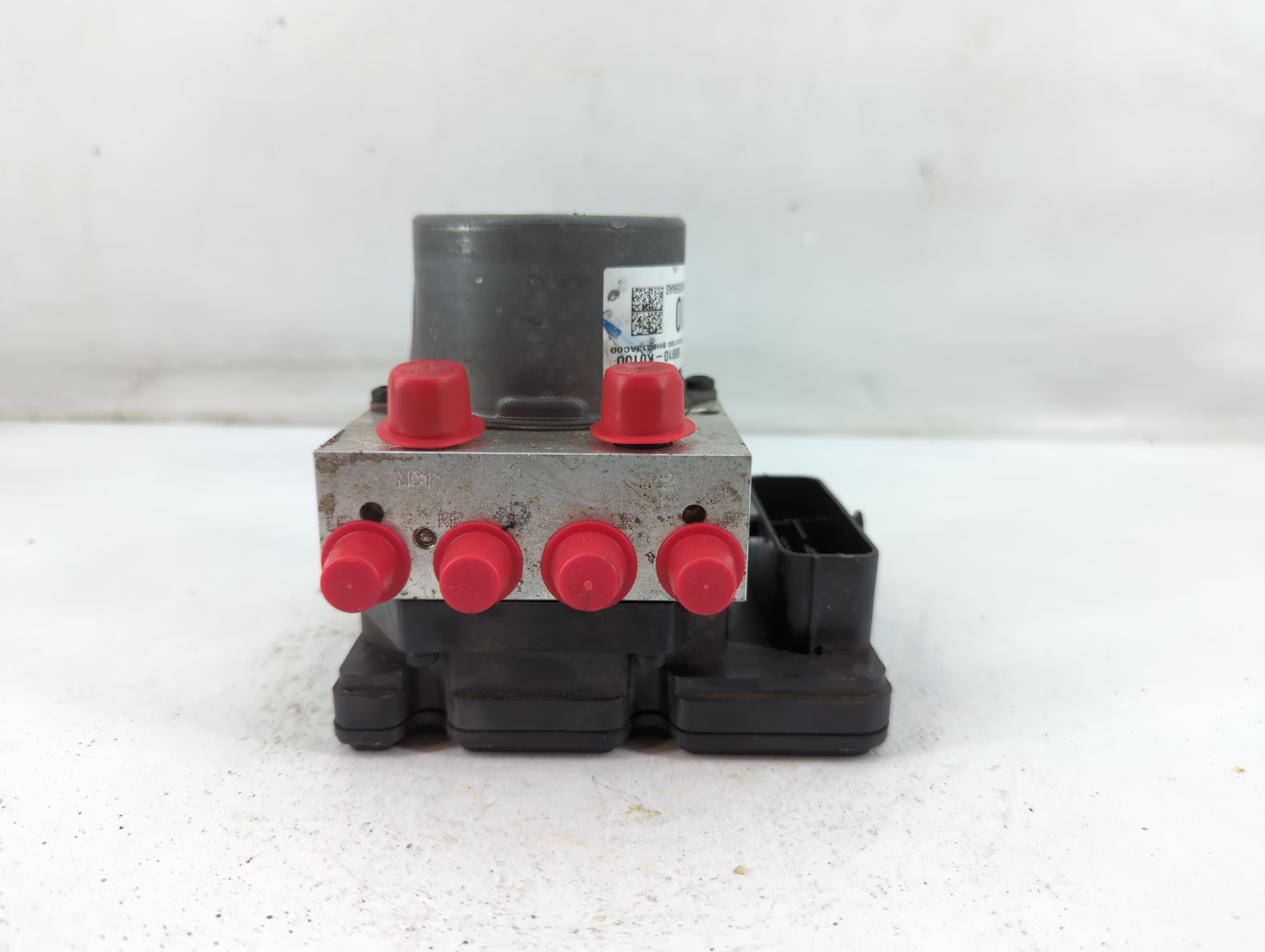 2020-2021 Kia Soul Abs Pump Control Module 883869 - Oemusedautoparts1.com