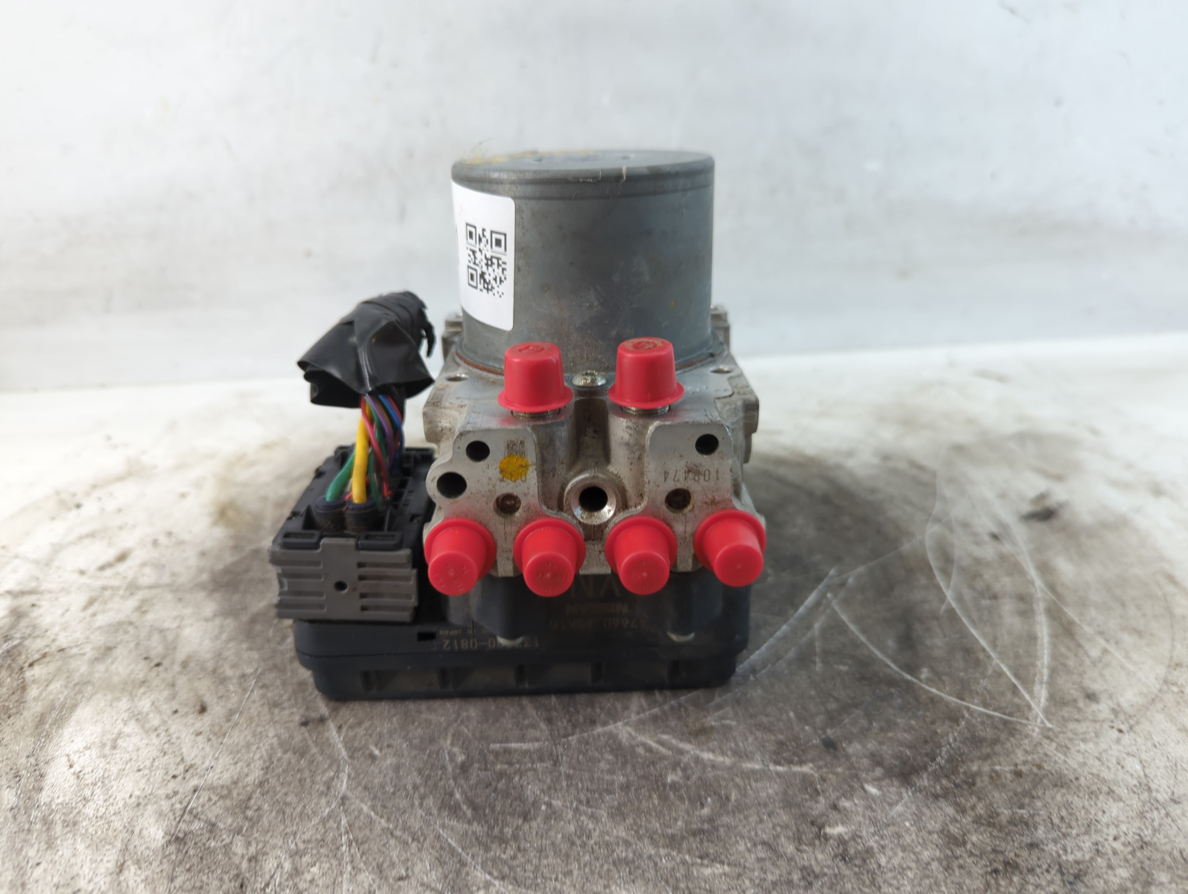 2016-2017 Infiniti Q50 Abs Pump Control Module 883891 - Oemusedautoparts1.com