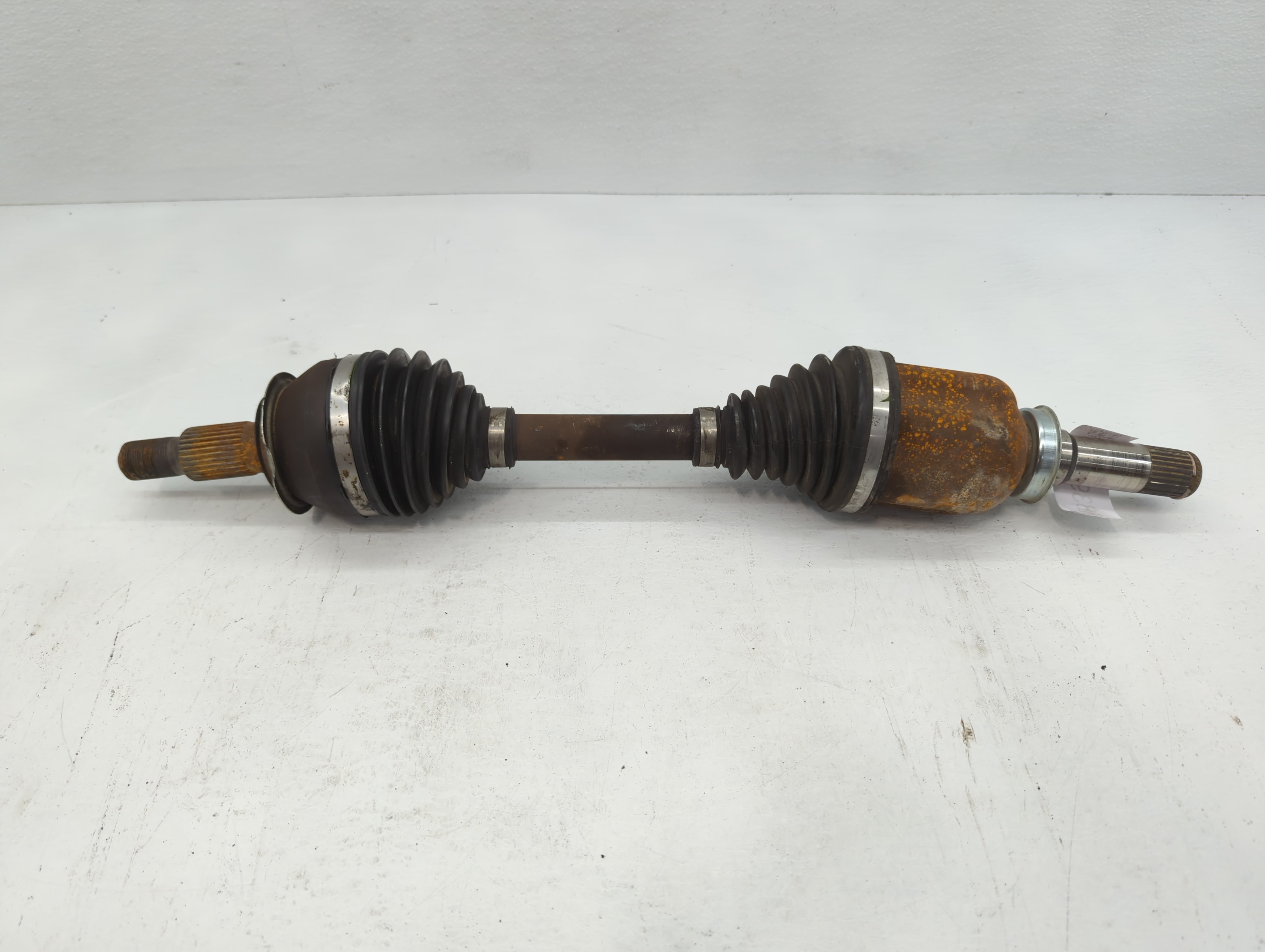 2013-2019 Cadillac Xts Axle Shaft Front Driver Cv C/v 883920 - Oemusedautoparts1.com