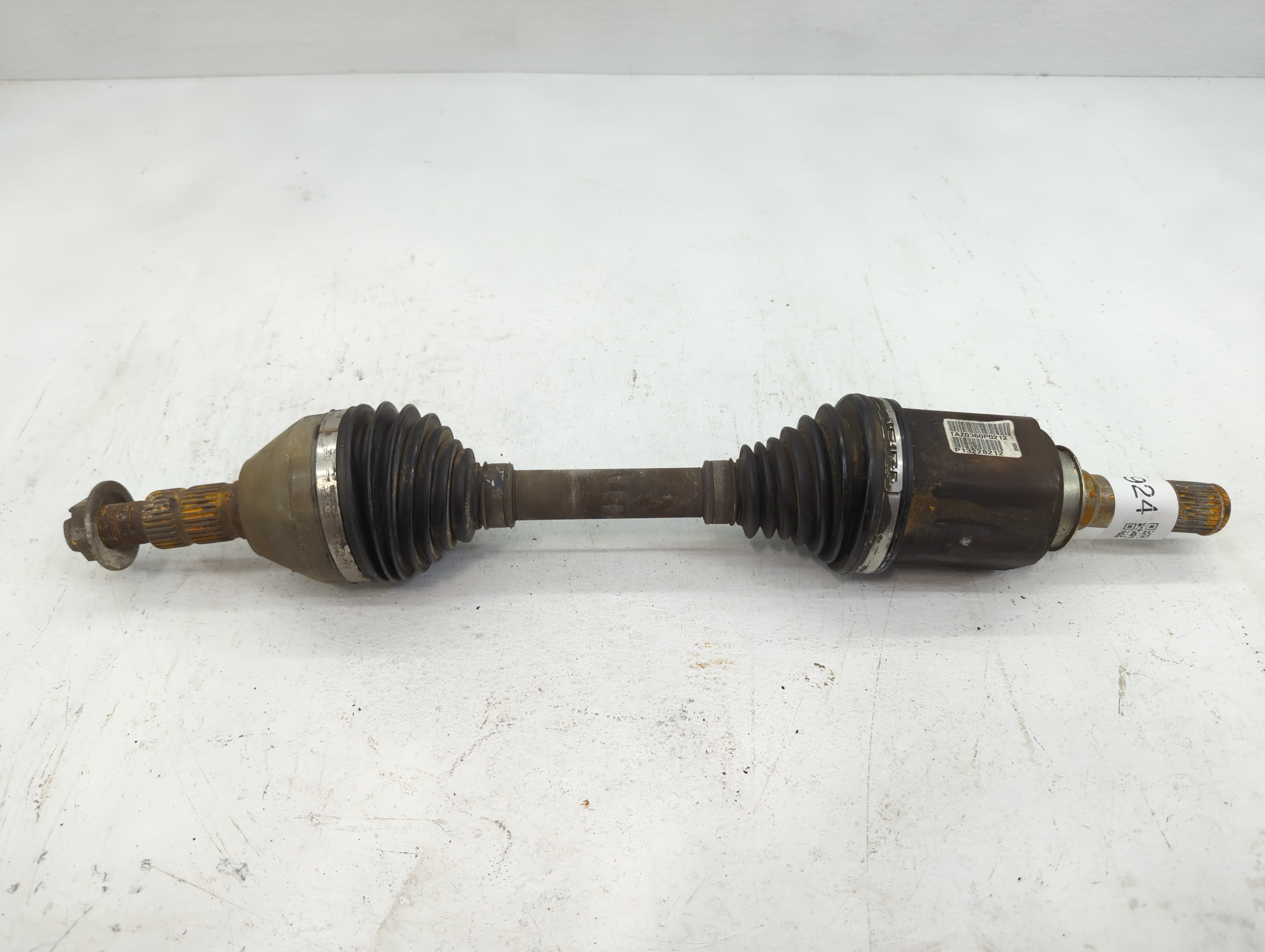 2010-2016 Buick Lacrosse Axle Shaft Front Driver Cv C/v 883924 - Oemusedautoparts1.com