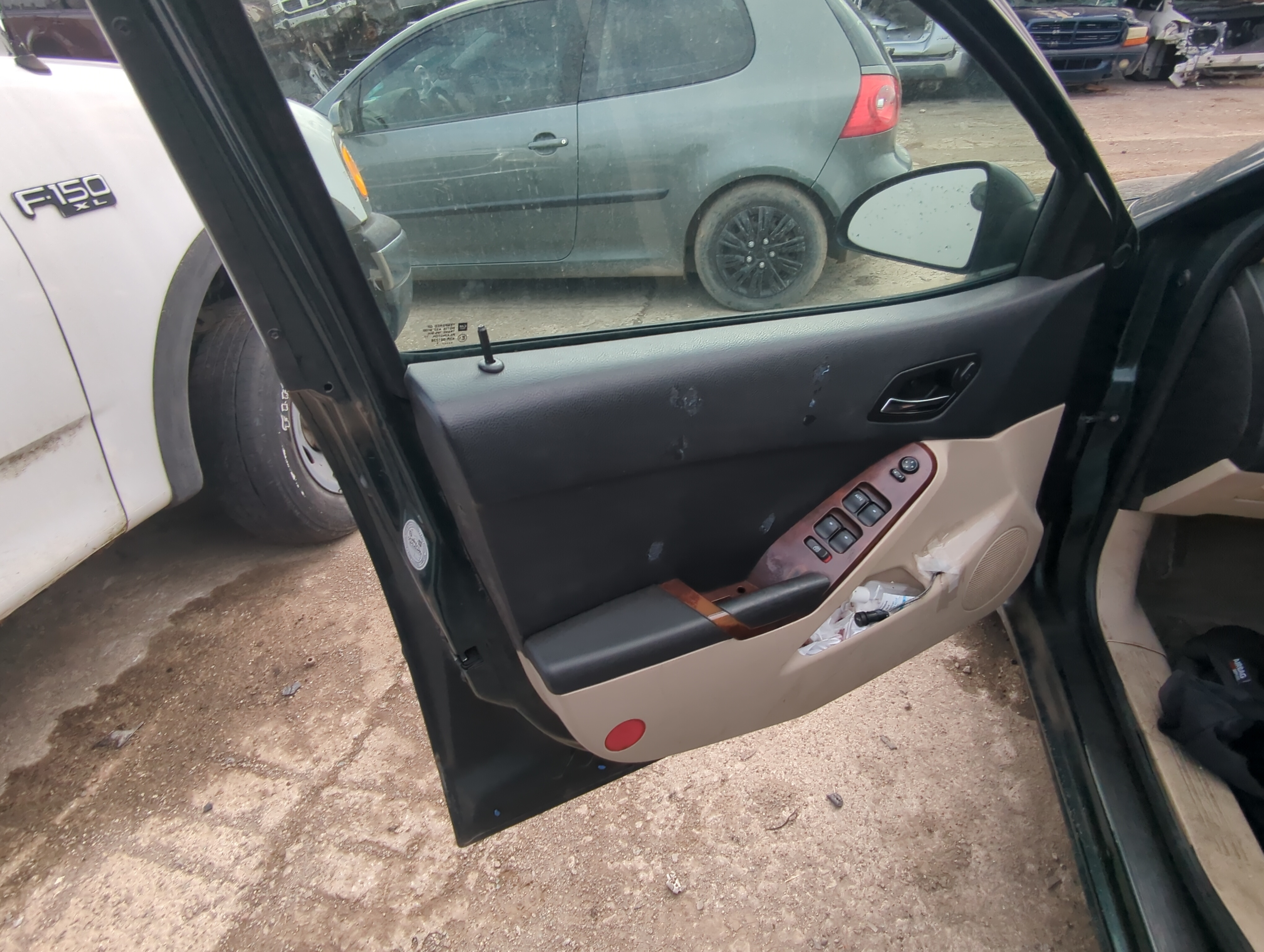 Picture of 2007 Pontiac G6 Front Left Driver Interior Door Panel Trim 884434