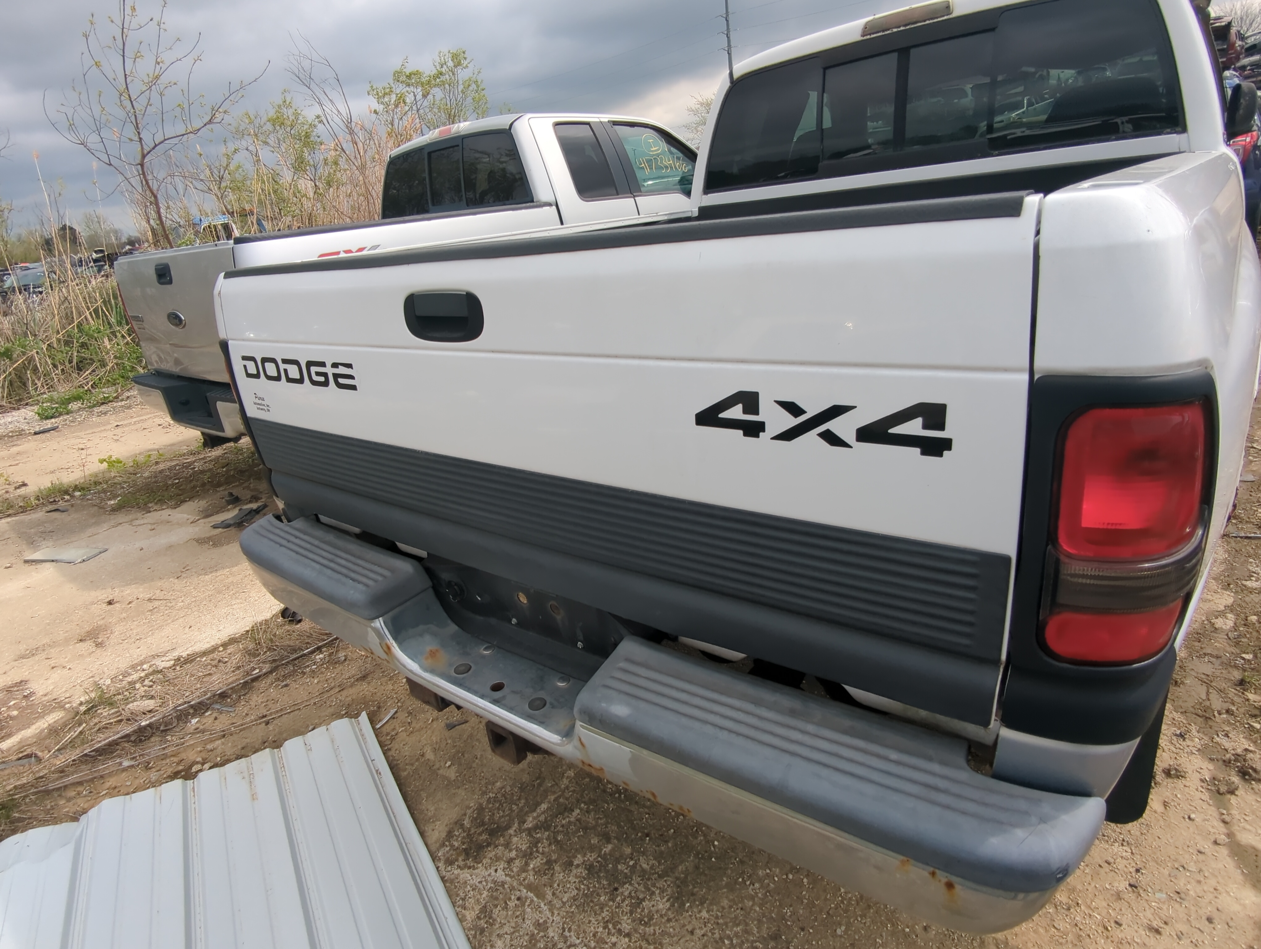 1995-2001 Dodge Ram 1500 Trunk/decklid/hatch/tailgate Oem 884758 - Oemusedautoparts1.com
