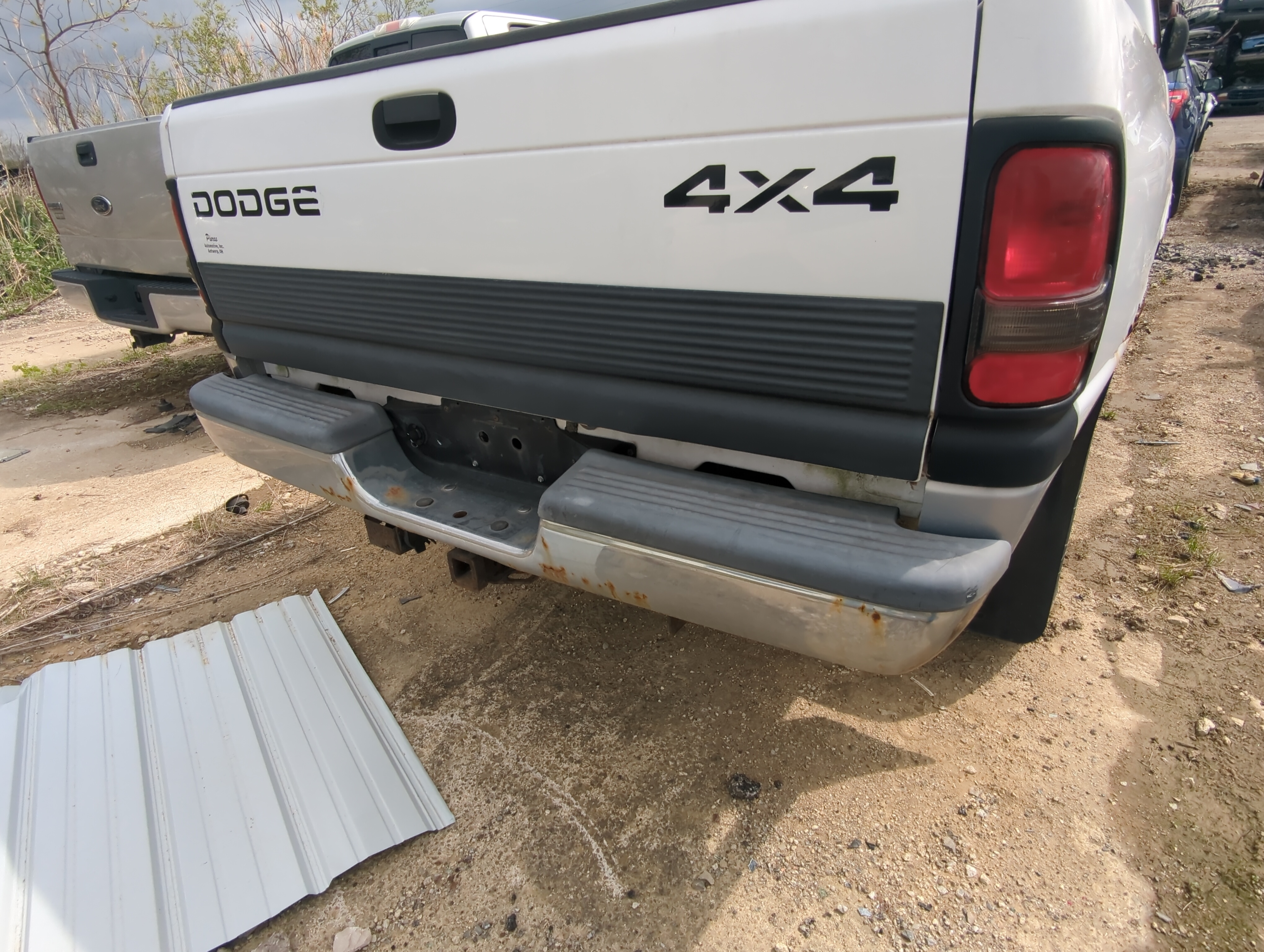Picture of 1994-2001 Dodge Ram 1500 Rear Bumper Assembly Oem 884769