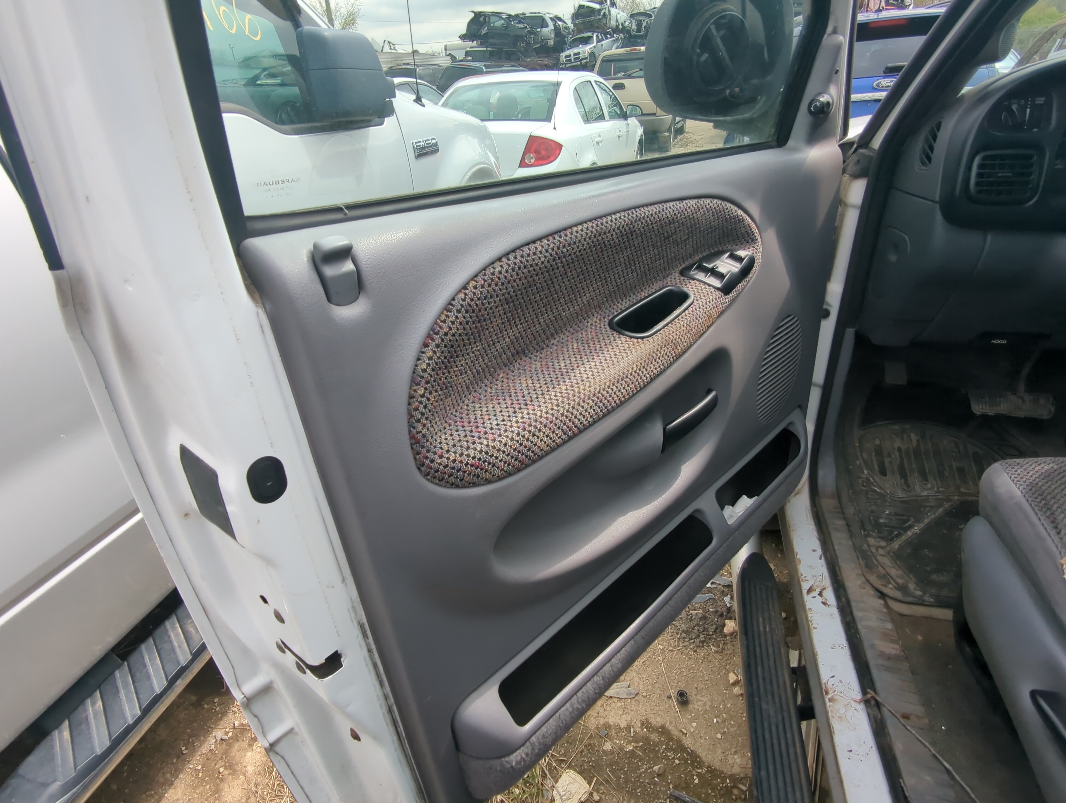 Picture of 2001 Dodge Ram 1500 Front Left Driver Interior Door Panel Trim 884821