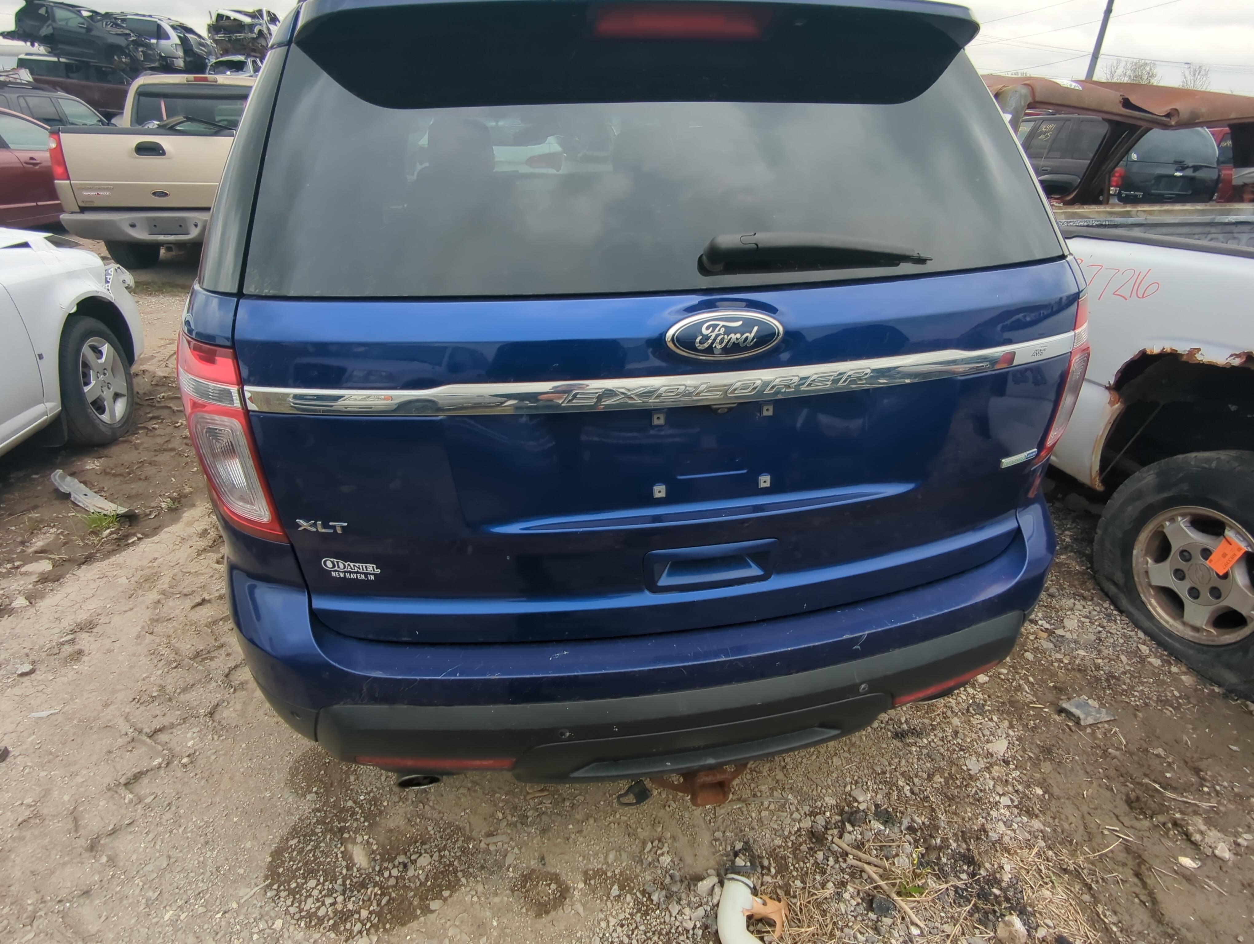2011-2015 Ford Explorer Trunk/decklid/hatch/tailgate Oem 885015 - Oemusedautoparts1.com