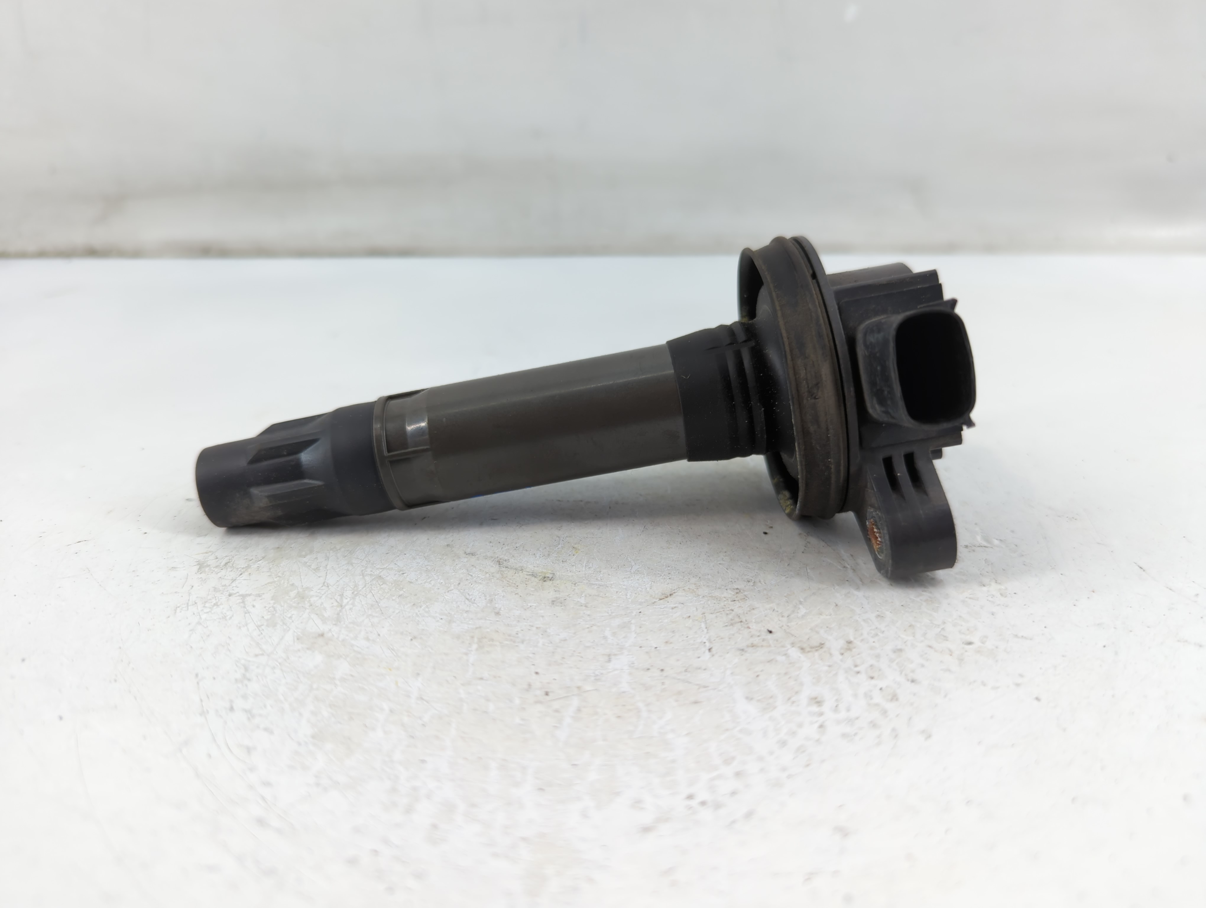 2009-2016 Lincoln Mks Ignition Coil Igniter Pack 885247 - Oemusedautoparts1.com