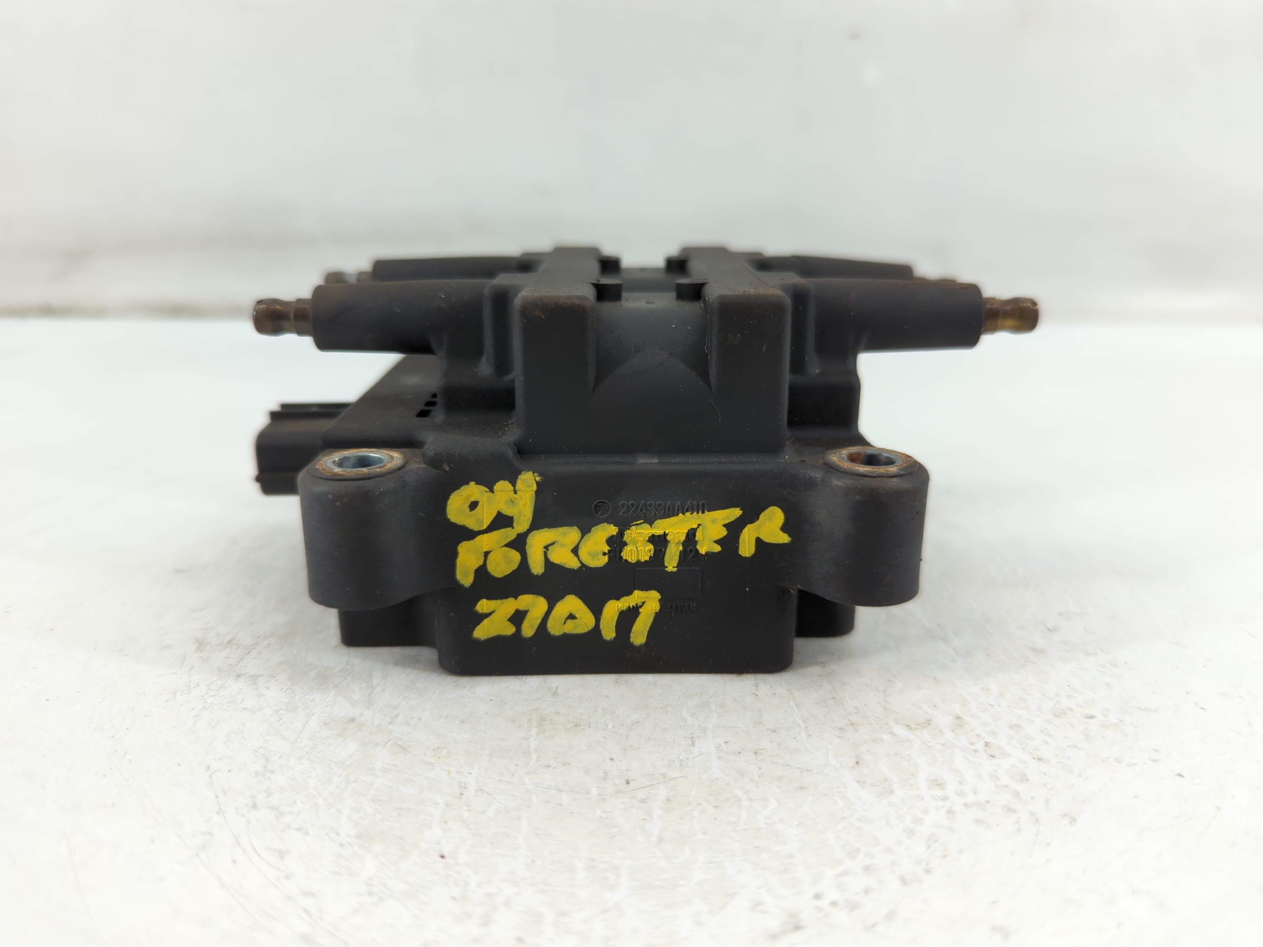 Picture of 1999-2004 Subaru Forester Ignition Coil Igniter Pack 885249