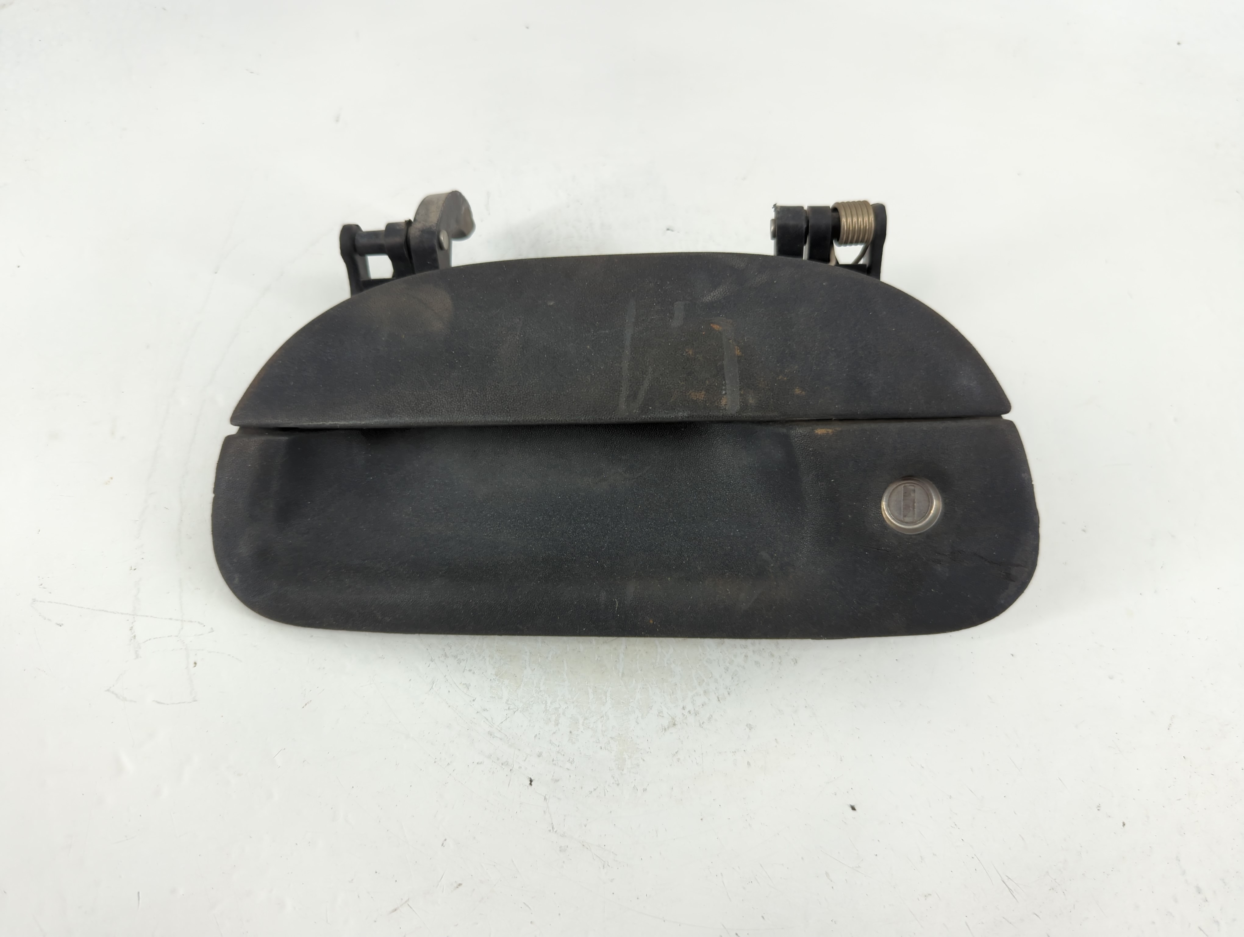 Picture of Ford Explorer Driver Rear Left Door Handle Exterior Assembly 885250