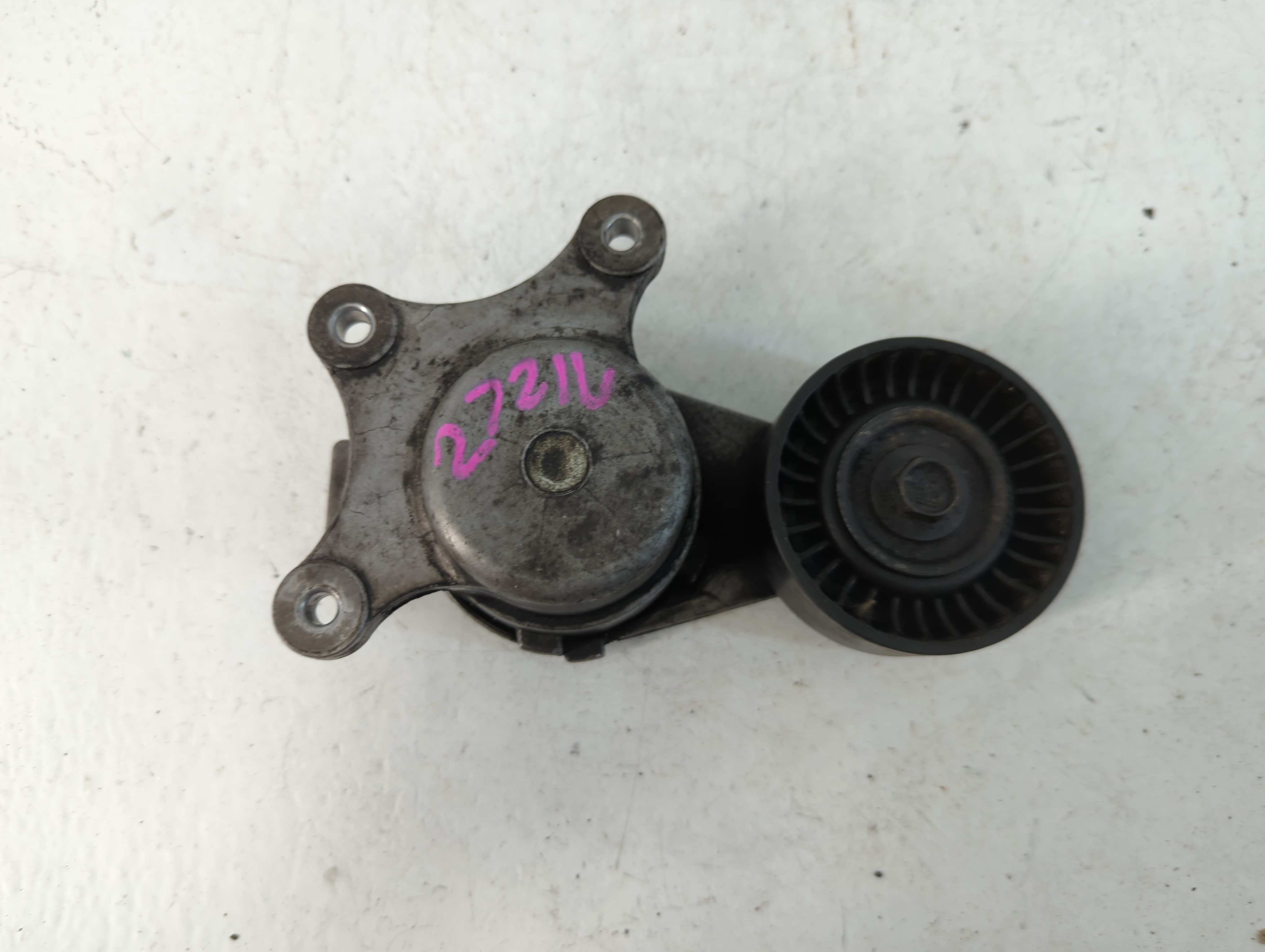 Picture of 2015 Ford Taurus Belt Tensioner 885294
