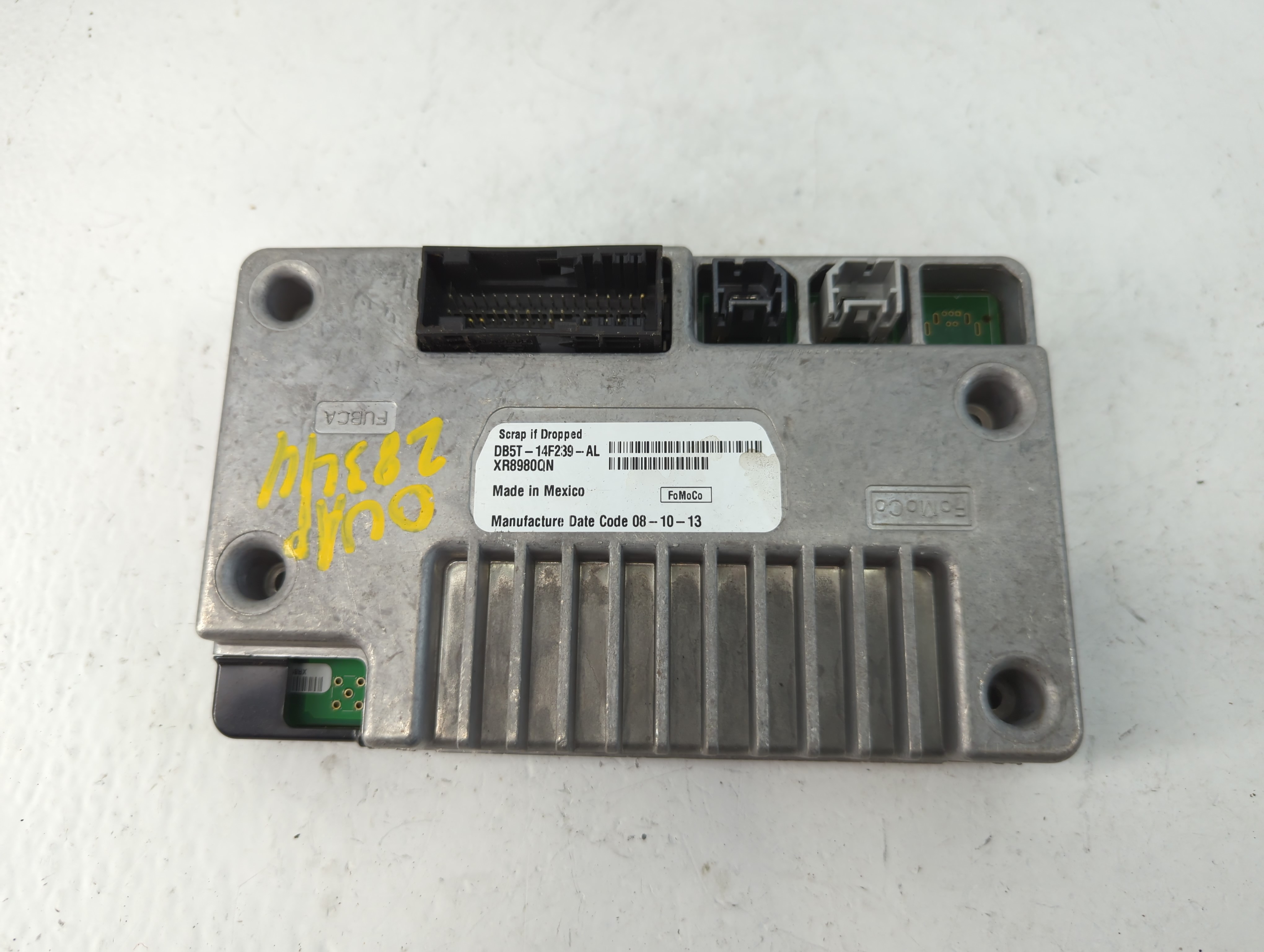 2014-2014 Ford Explorer Radio Control Panel 885321 - Oemusedautoparts1.com