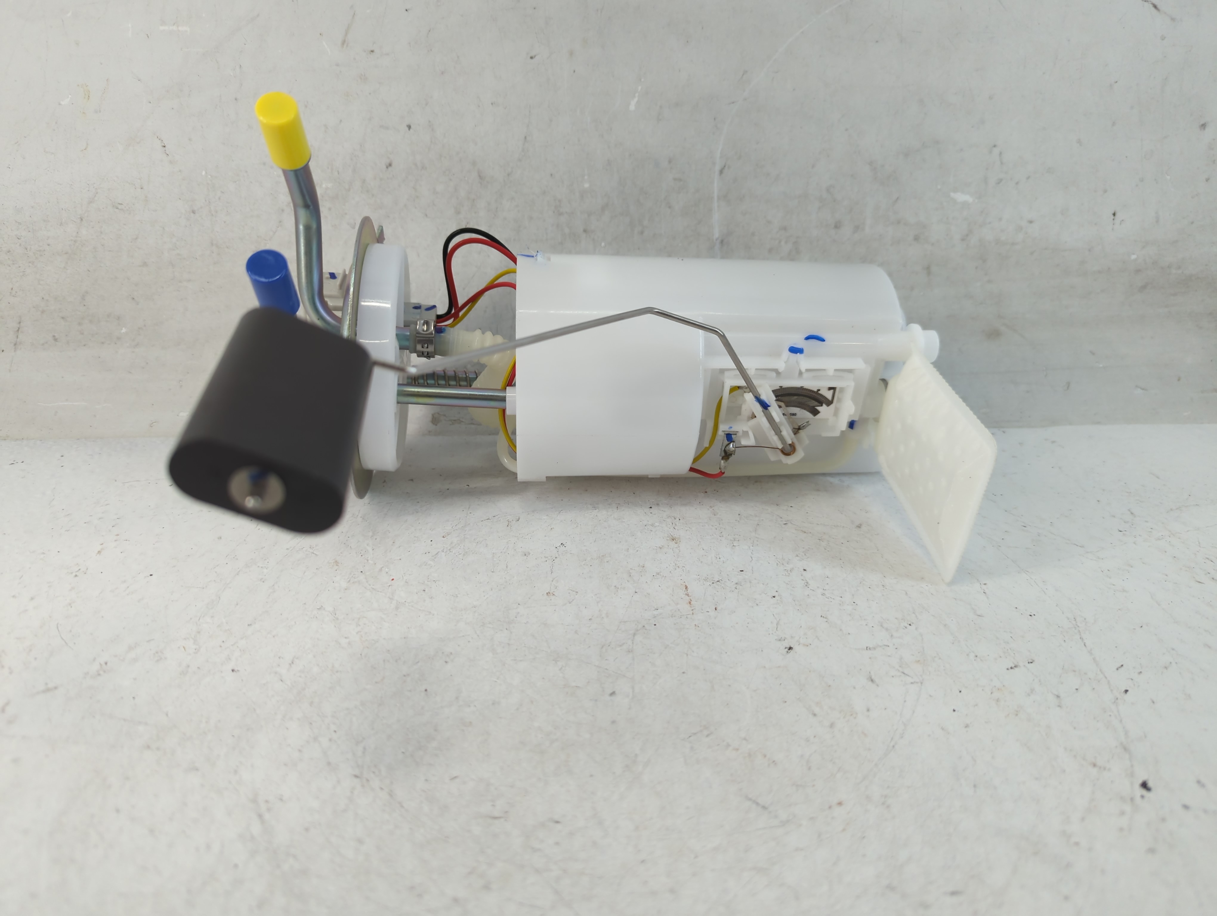 2000-2003 Chevrolet Tahoe Electrical Gas Fuel Pump Assembly 885344 - Oemusedautoparts1.com