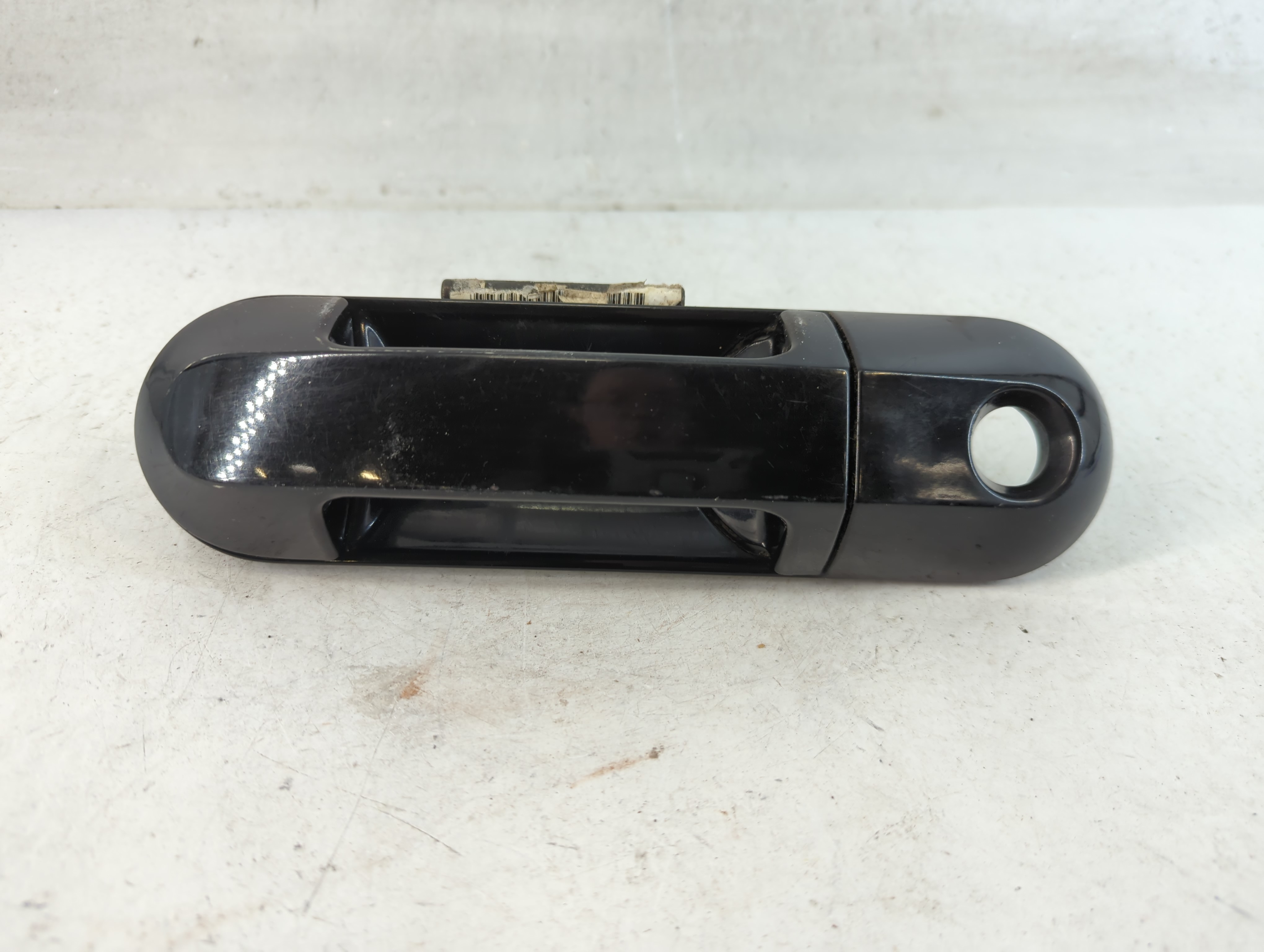 2002-2010 Ford Explorer Driver Front Left Door Handle Exterior Assembly 885404 - Oemusedautoparts1.com