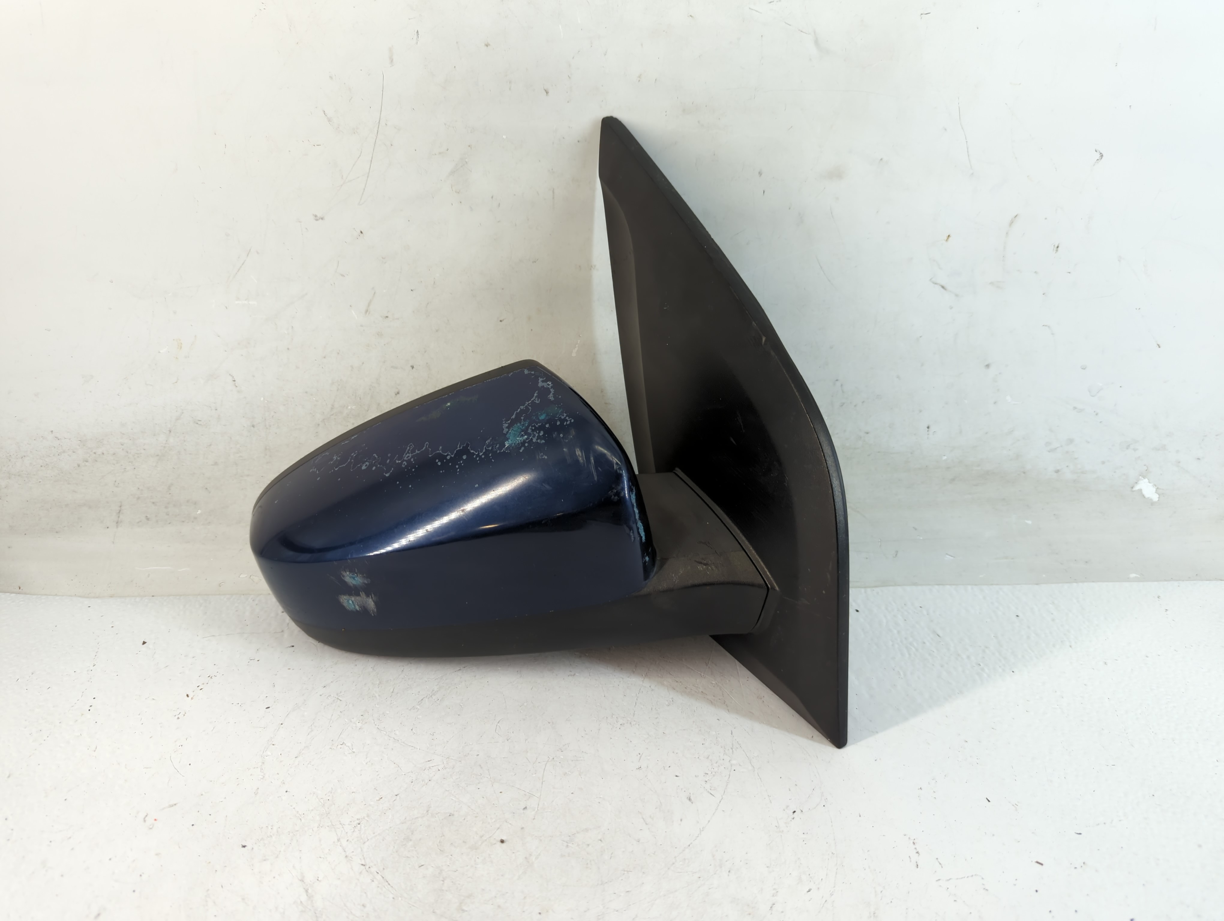 2013-2014 Hyundai Elantra Passenger Right Side View Manual Door Mirror 885427 - Oemusedautoparts1.com