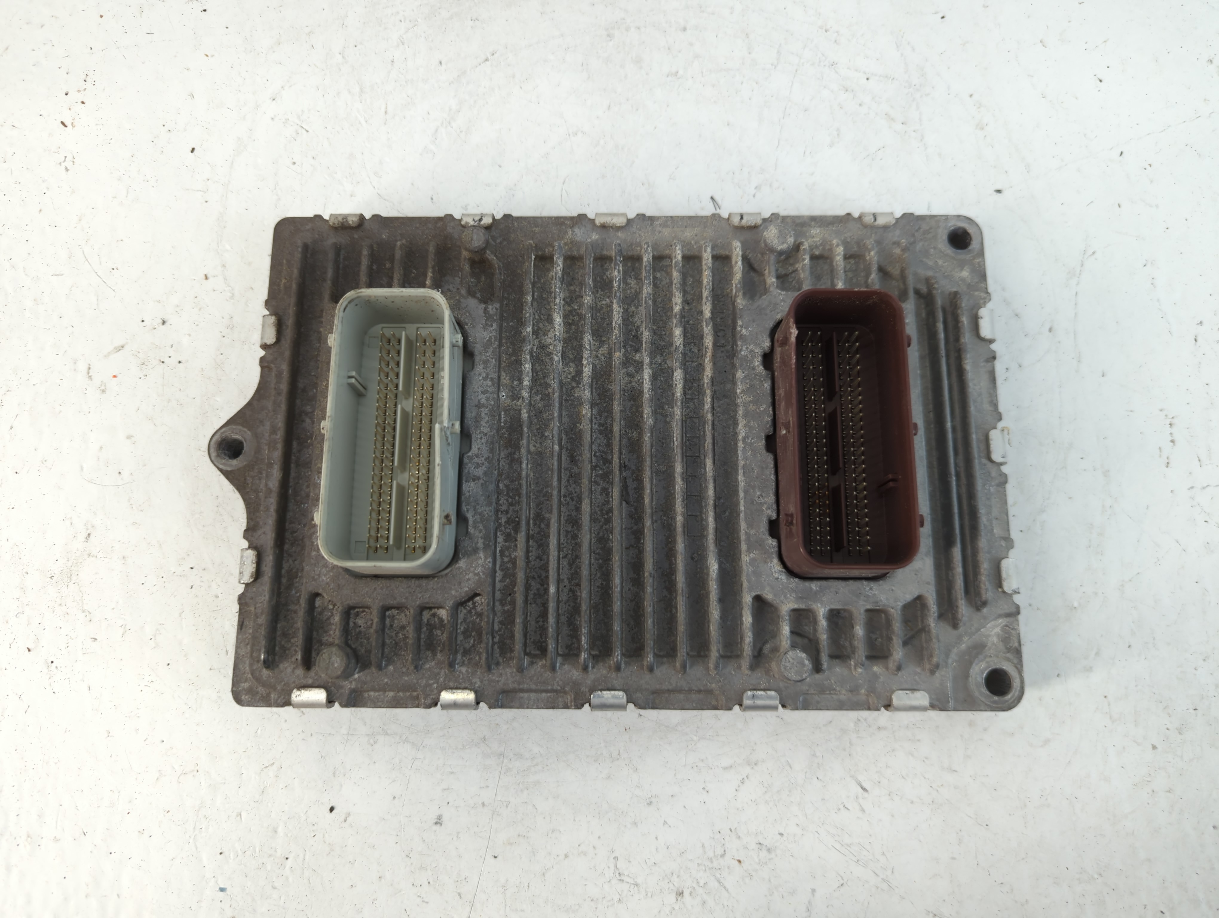2012 Chrysler Town & Country Engine Control Computer Ecu Pcm Ecm Pcu Oem 885483 - Oemusedautoparts1.com