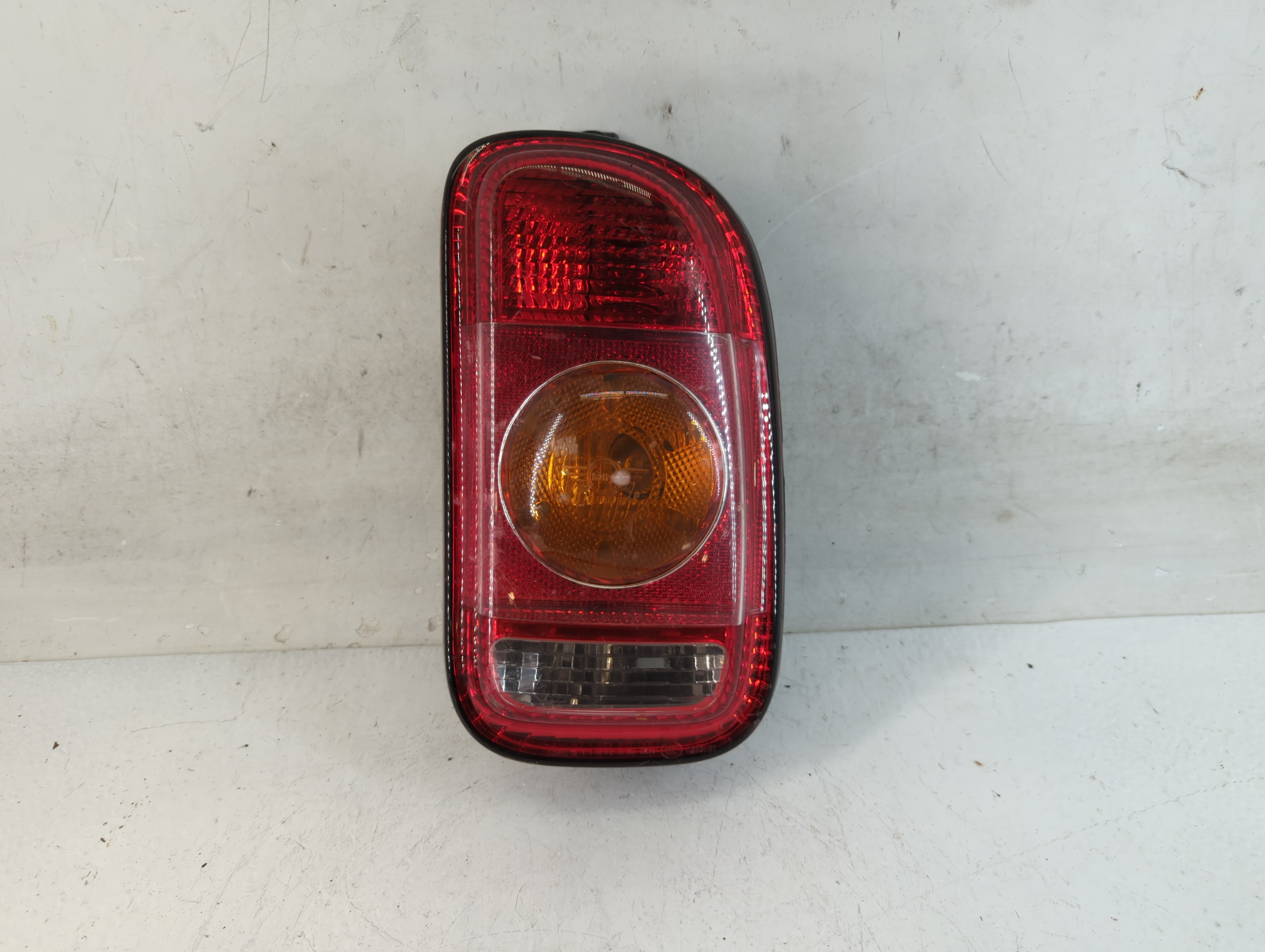 Mini Cooper Clubman Passenger Right Side Tail Light Taillight Oem 885524 - Oemusedautoparts1.com