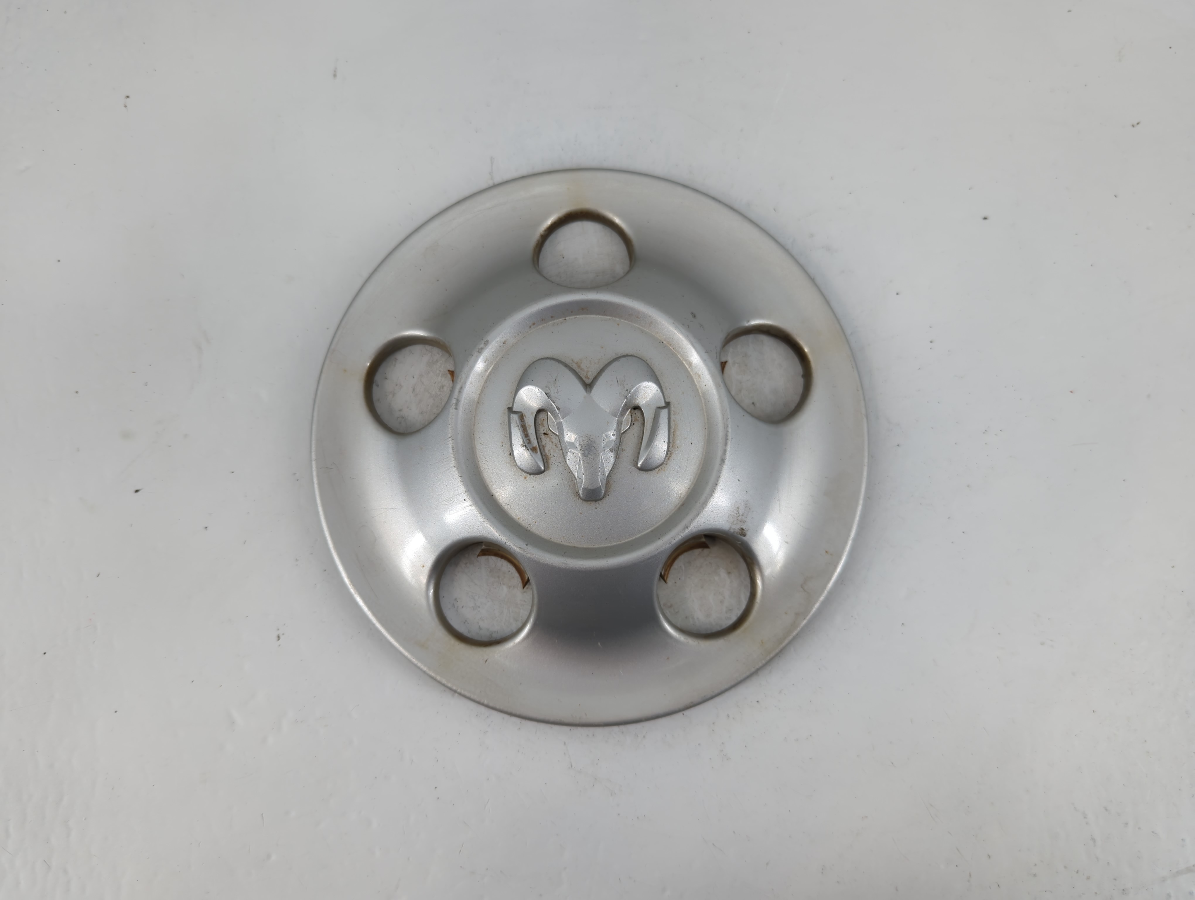 2006 Dodge Sprinter 2500 Rim Wheel Center Cap 885531 - Oemusedautoparts1.com