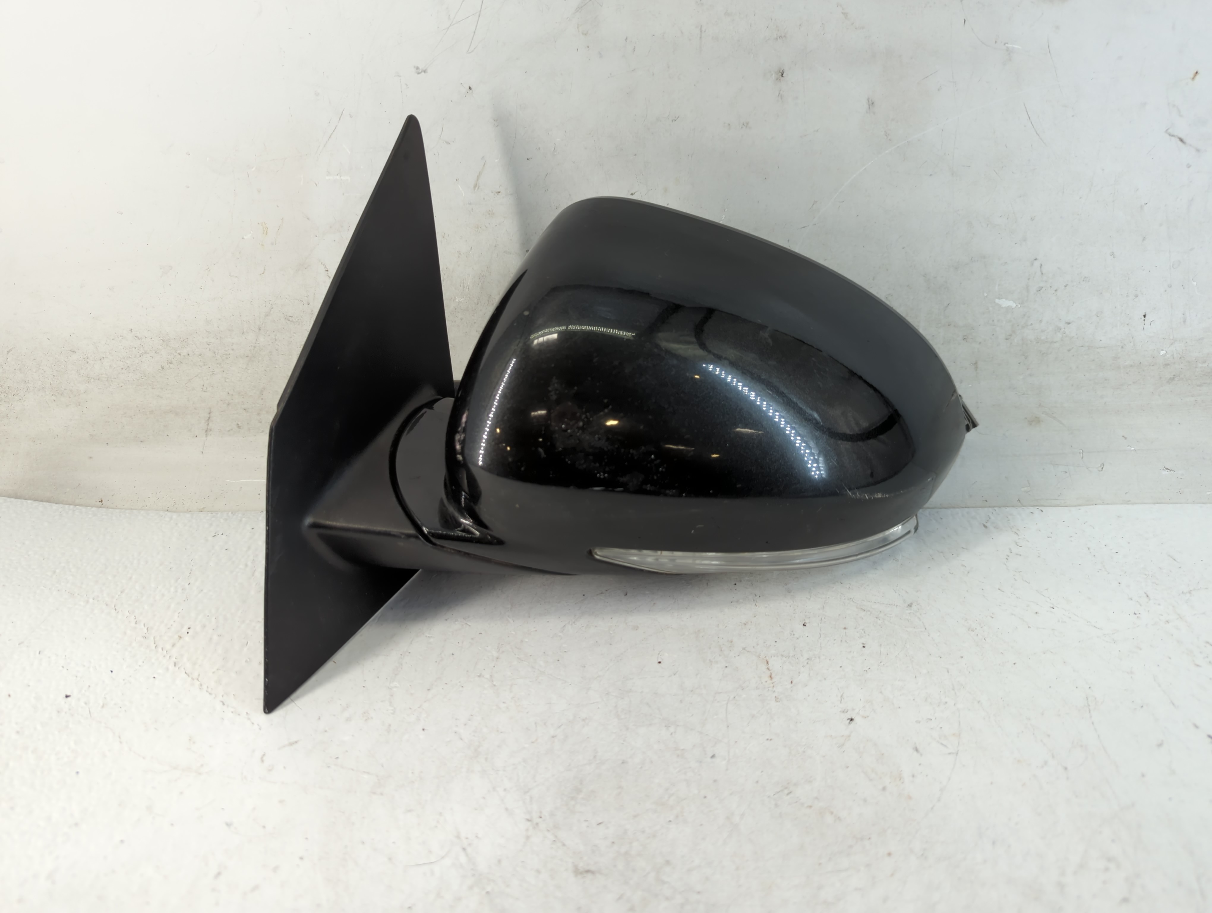2013-2017 Buick Enclave Driver Left Side View Power Door Mirror Black 885534 - Oemusedautoparts1.com