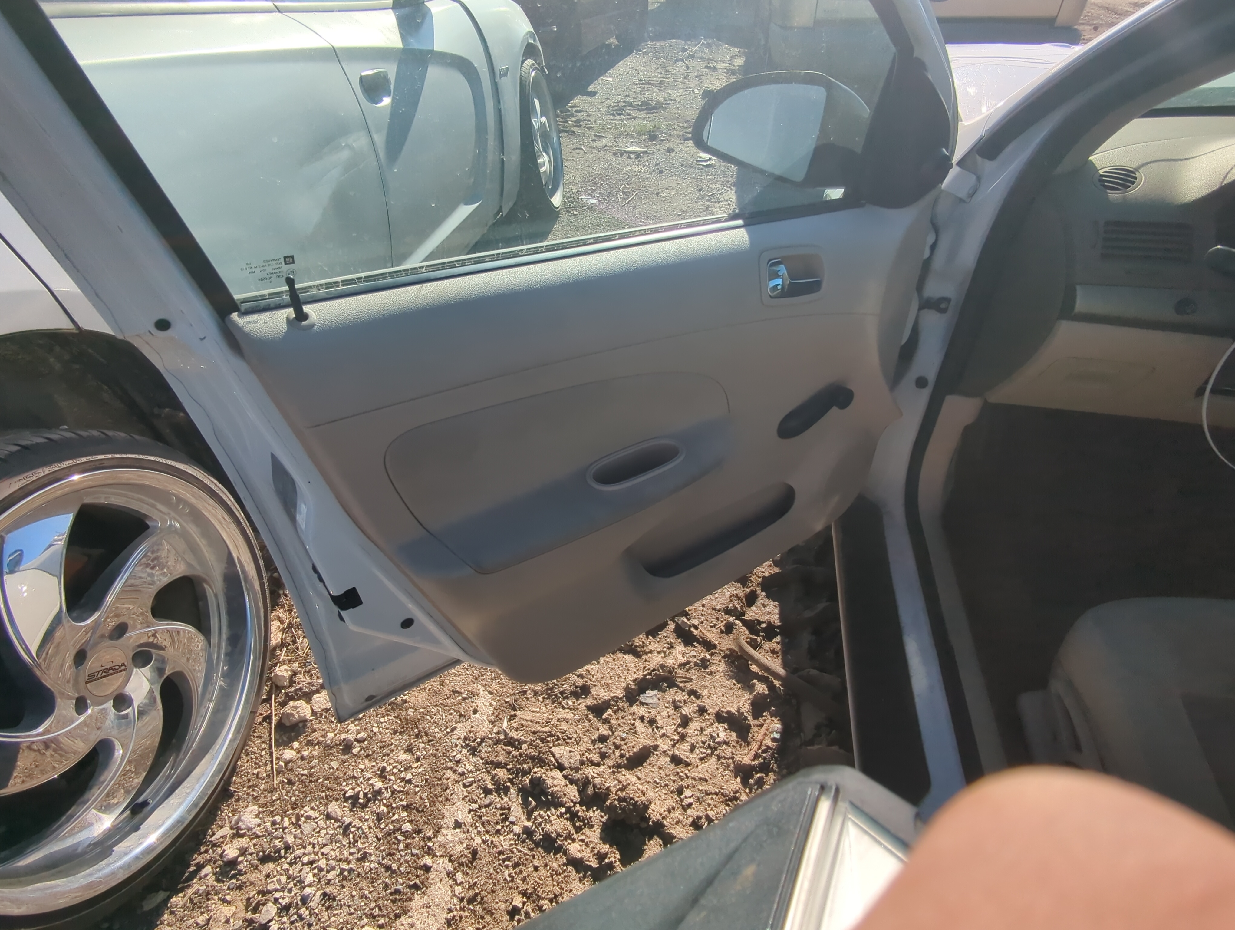 Picture of 2007 Chevrolet Cobalt Front Left Driver Interior Door Panel Trim 885822