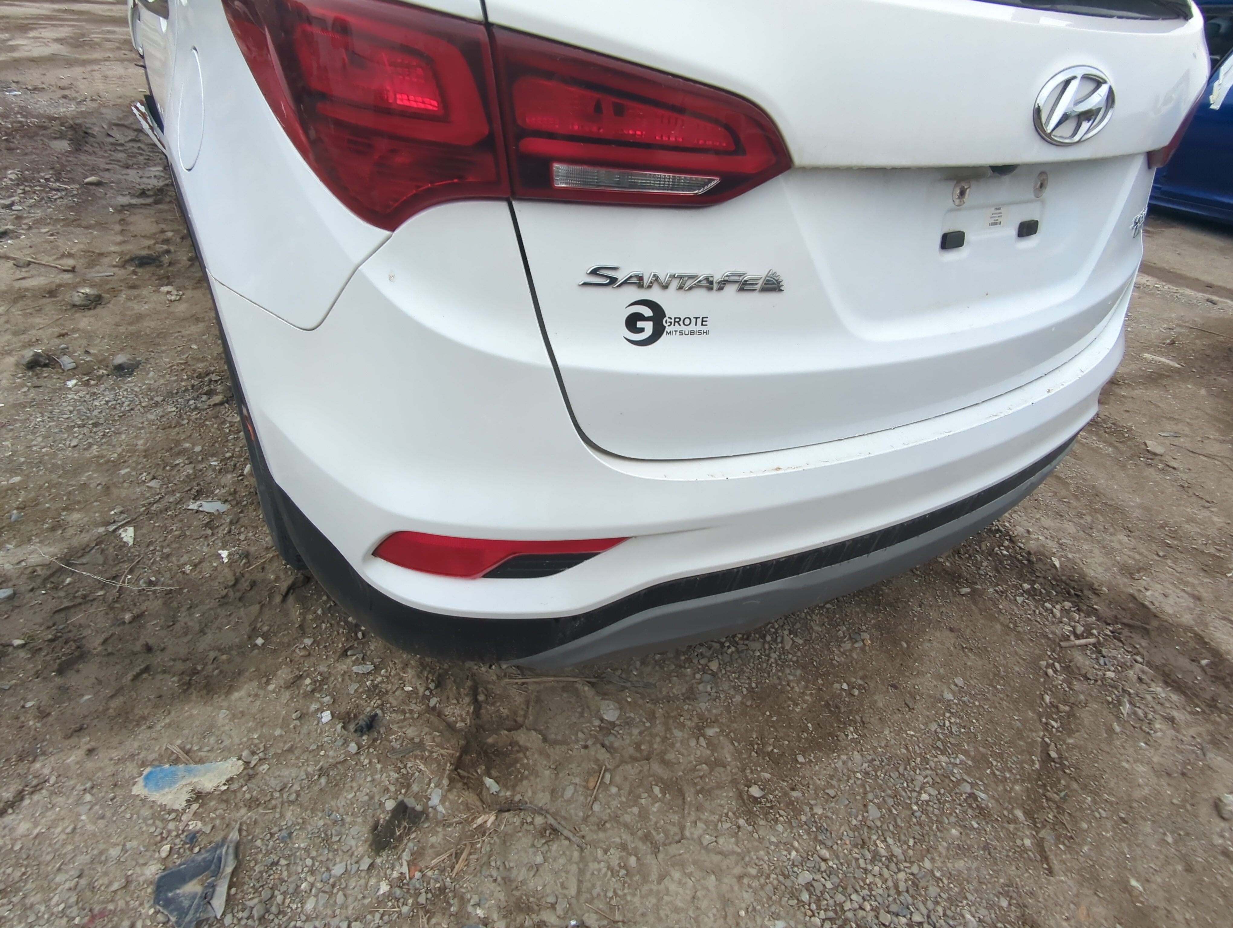 Picture of Hyundai Santa Fe Sport Rear Bumper Assembly Oem 886111