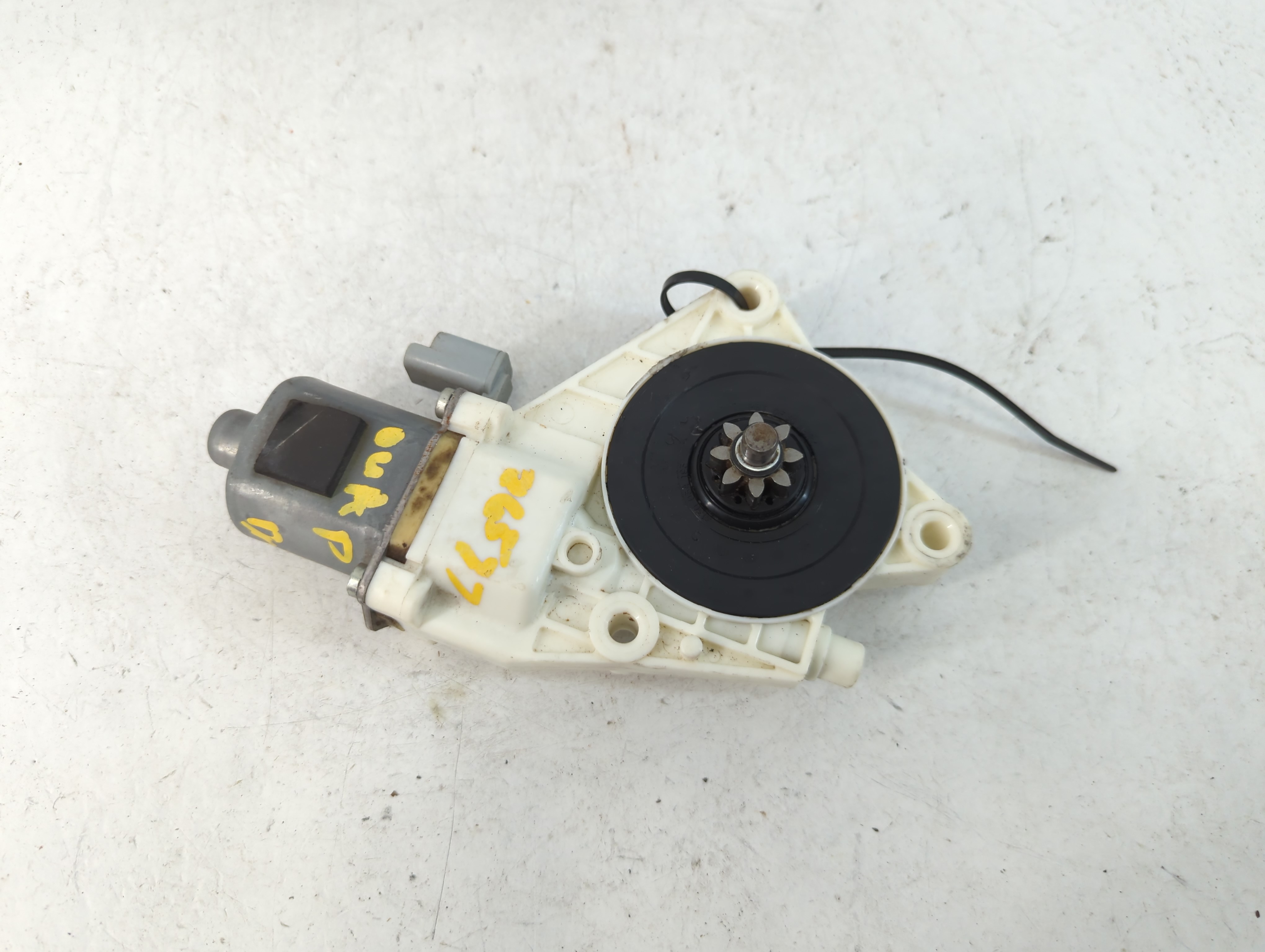 Picture of 2006-2010 Kia Optima Driver Rear Left Power Window Motor 886691