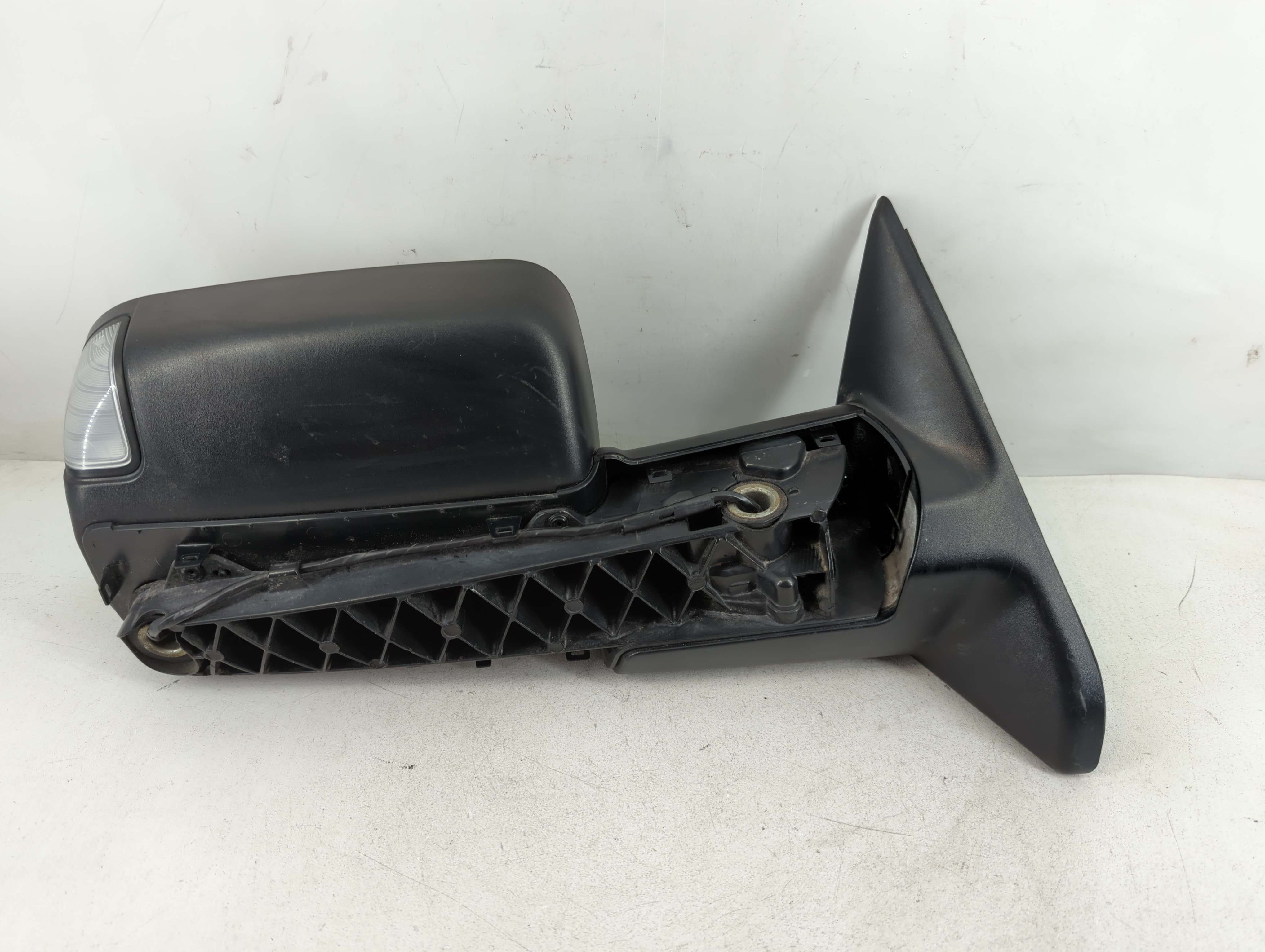 Picture of Dodge Ram 2500 Passenger Right Side View Power Door Mirror Black 886702
