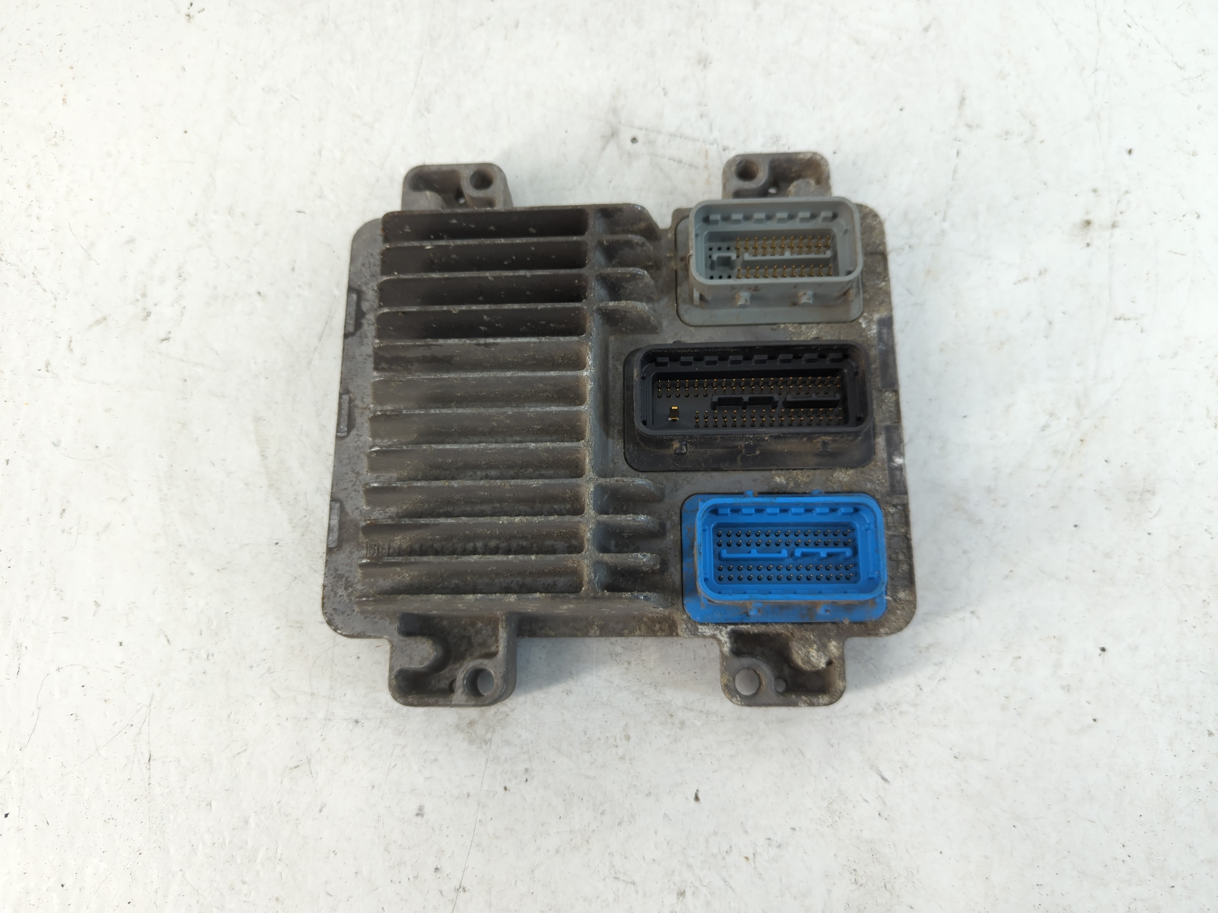 Picture of Chevrolet Trail Blazer Engine Control Computer Ecu Pcm Ecm Pcu Oem 886803