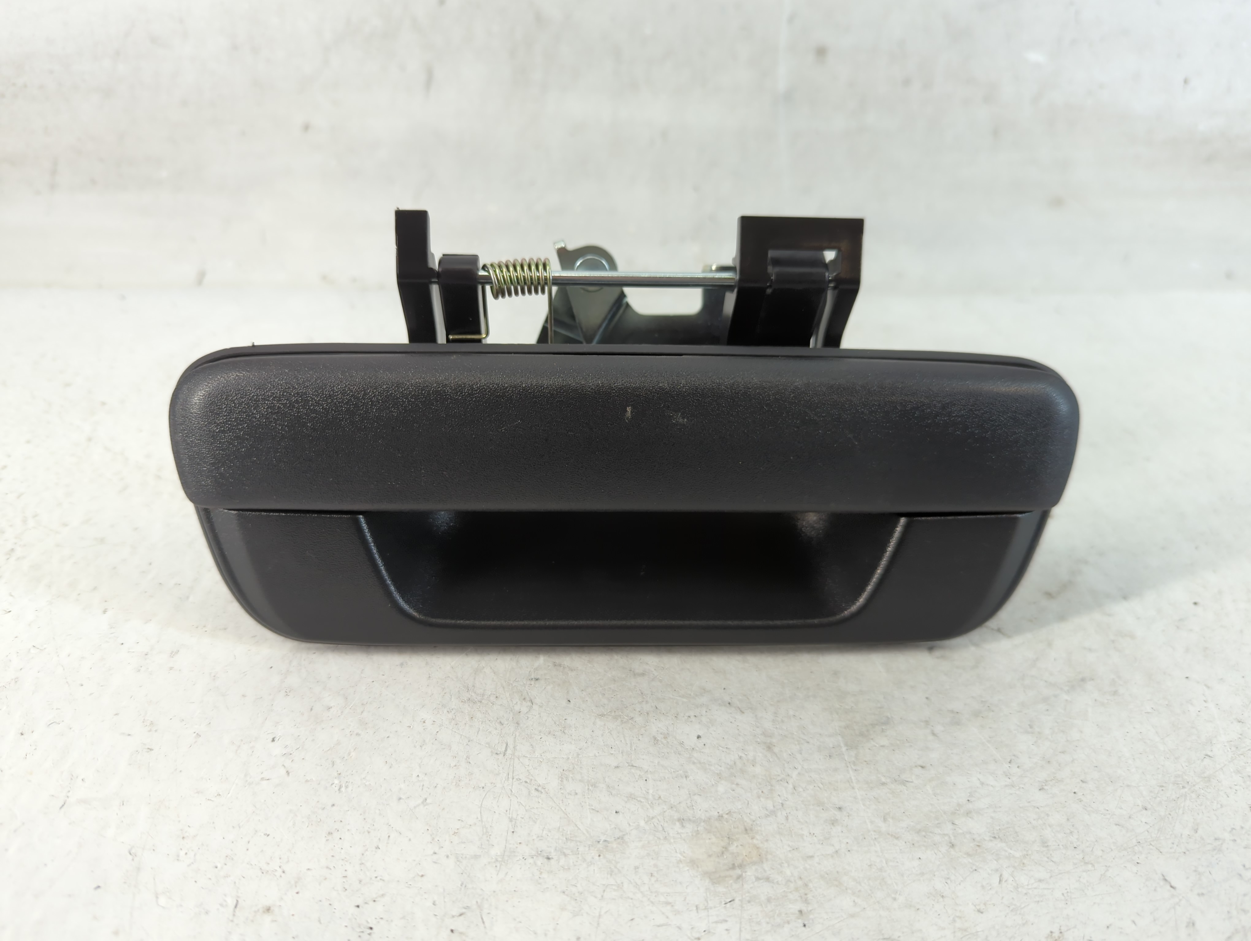2004 Chevrolet Colorado Driver Rear Left Door Handle Exterior Assembly 886820 - Oemusedautoparts1.com