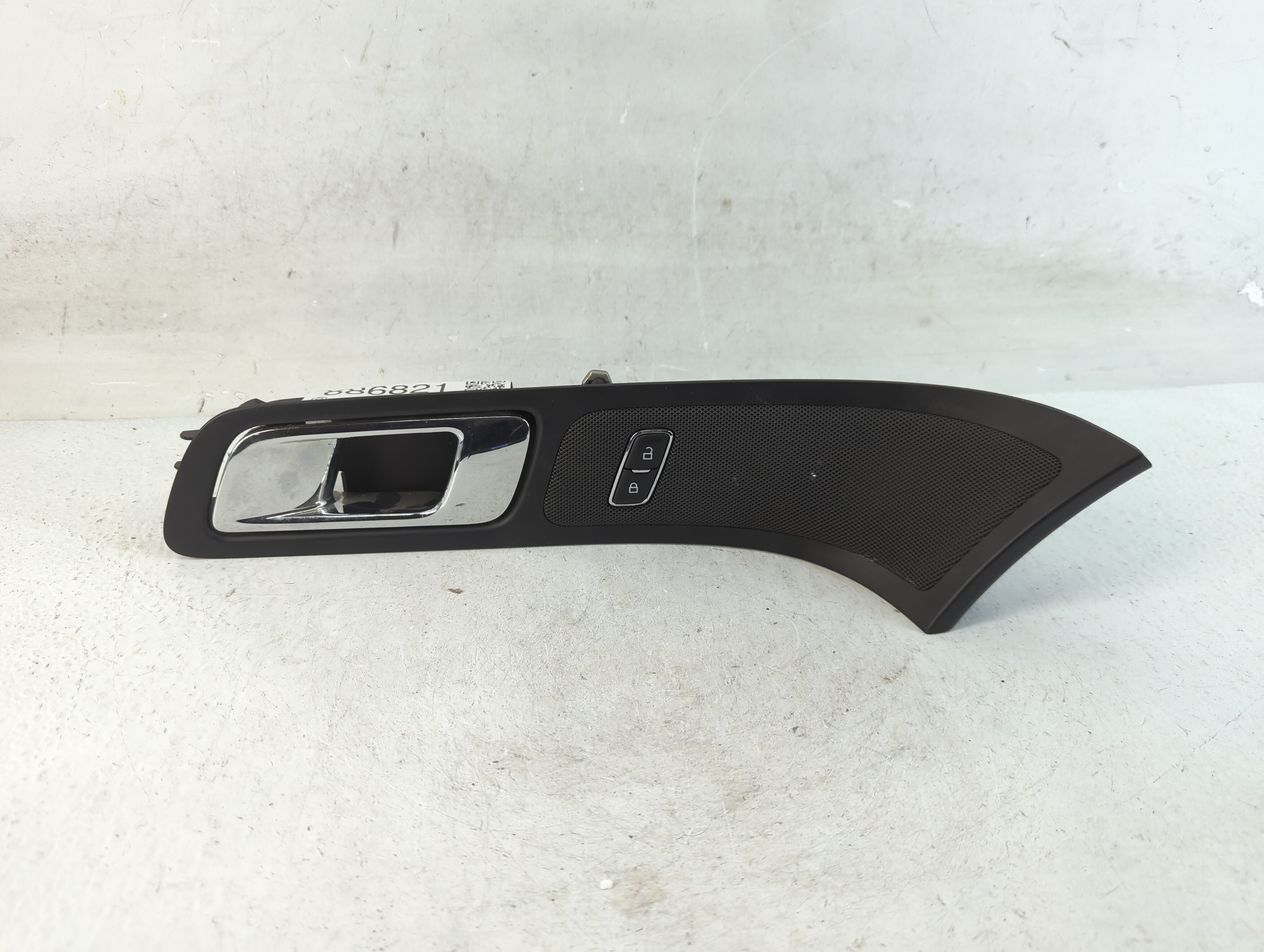 Picture of 2016 Ford Explorer Passenger Side Front Inside Door Handle Oem Chrome 886821