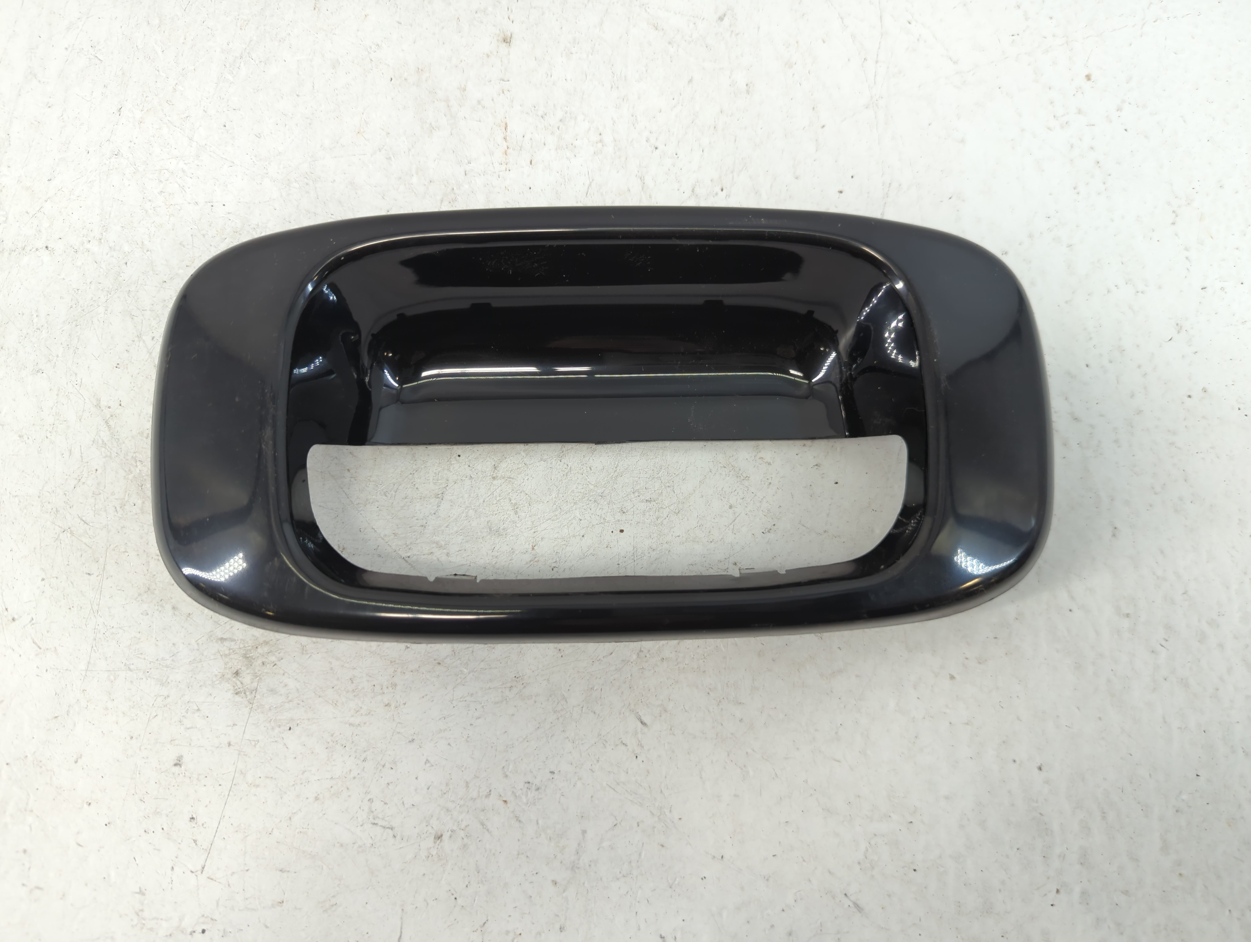 1999 Chevrolet Silverado 1500 Driver Rear Left Door Handle Exterior Assembly 886824 - Oemusedautoparts1.com