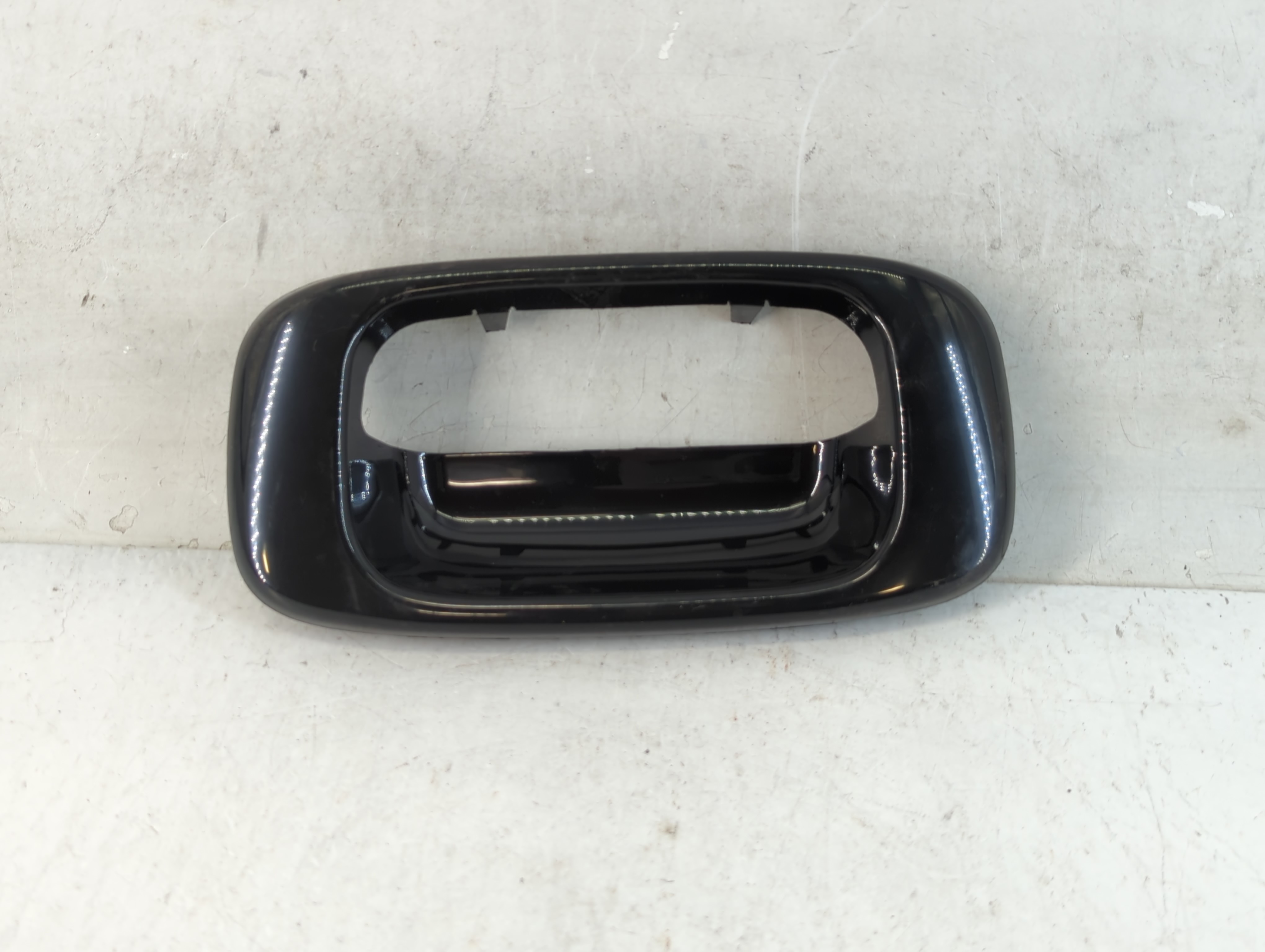 1999 Chevrolet Silverado 1500 Driver Rear Left Door Handle Exterior Assembly 886827 - Oemusedautoparts1.com