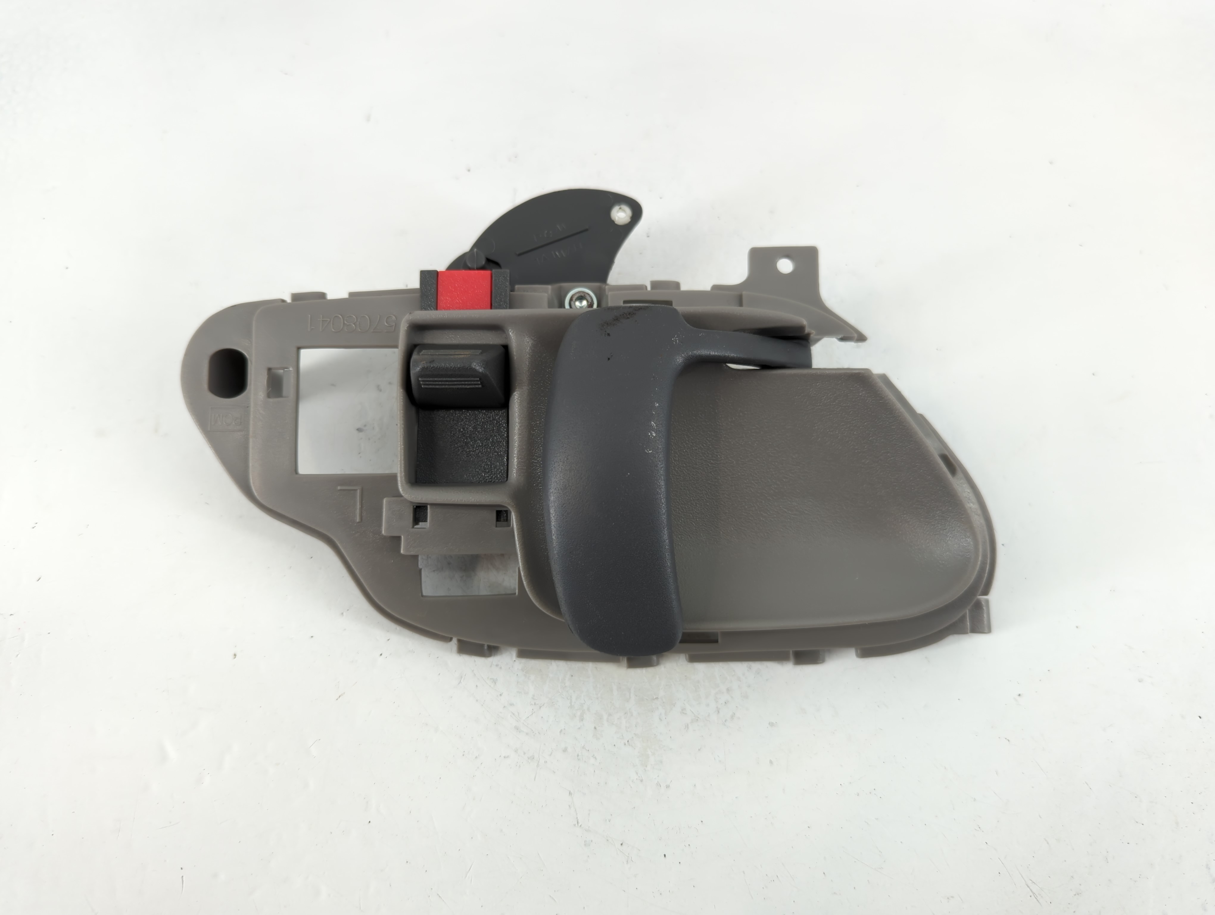 2000 Gmc Sierra 1500 Drivers Side Inside Front Door Handle Oem 886844 - Oemusedautoparts1.com