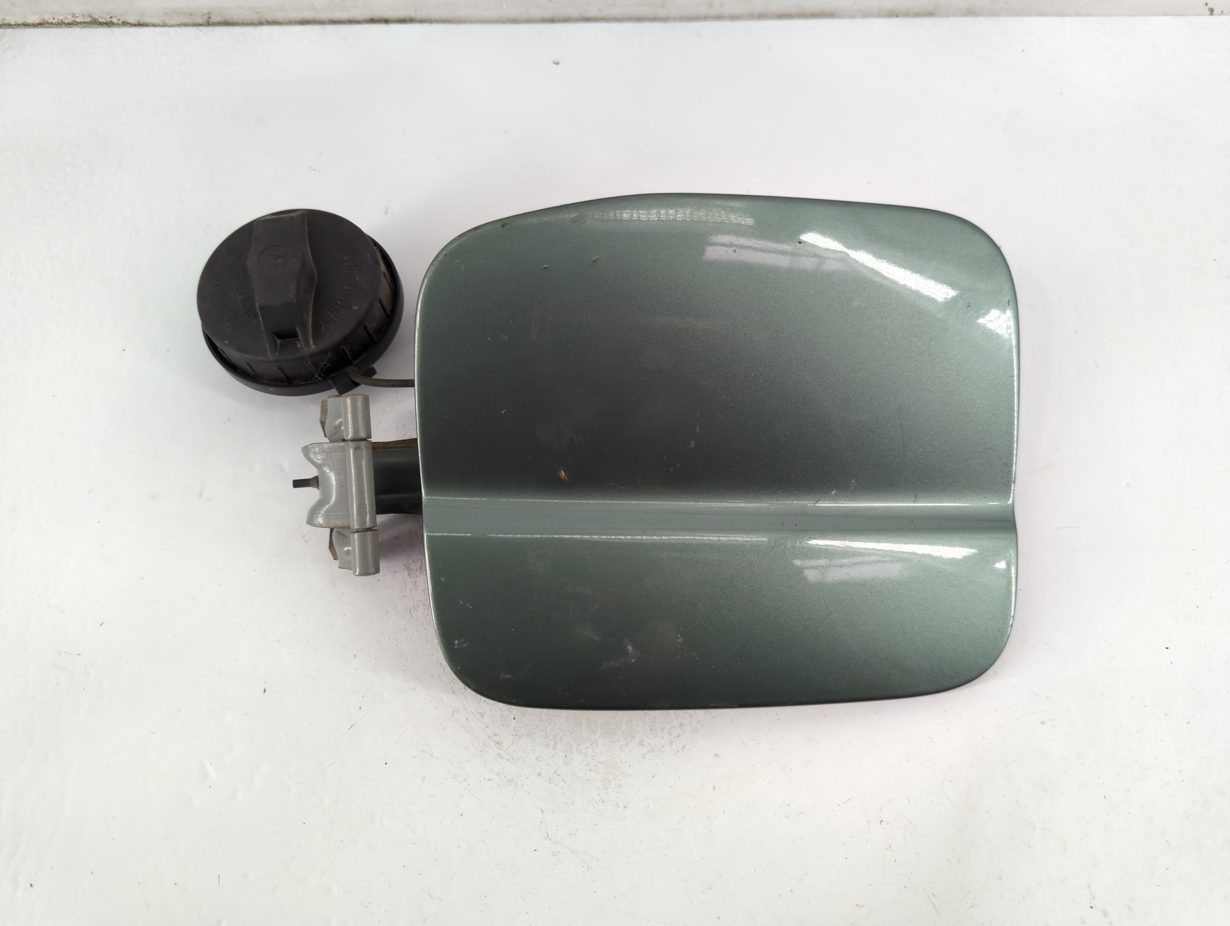 Picture of 2016 Bmw X1 Fuel Tank Door Lid Gas Tank Gray 886884
