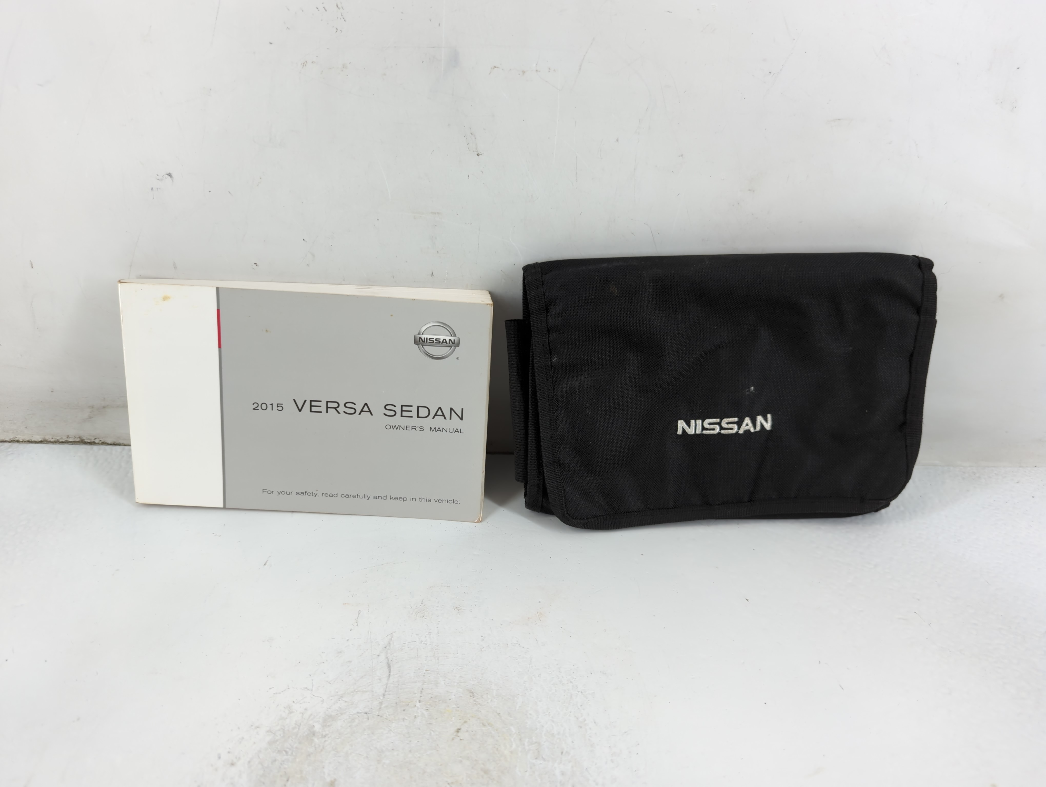 Picture of 2015 Nissan Versa Owners Manual Book Guide 886893