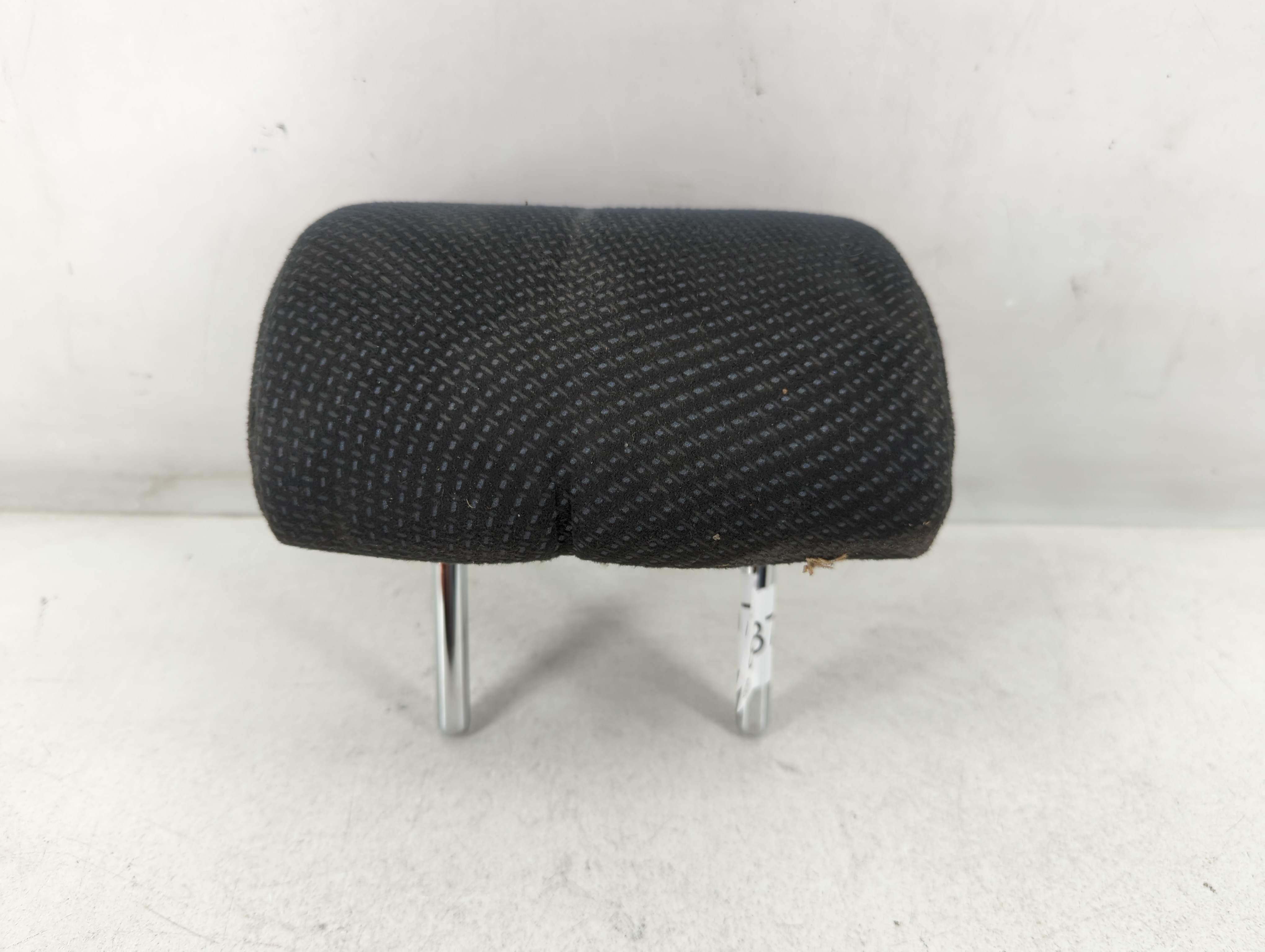 Picture of 2011-2012 Toyota Yaris Headrest Head Rest Rear Center Seat Black 887497