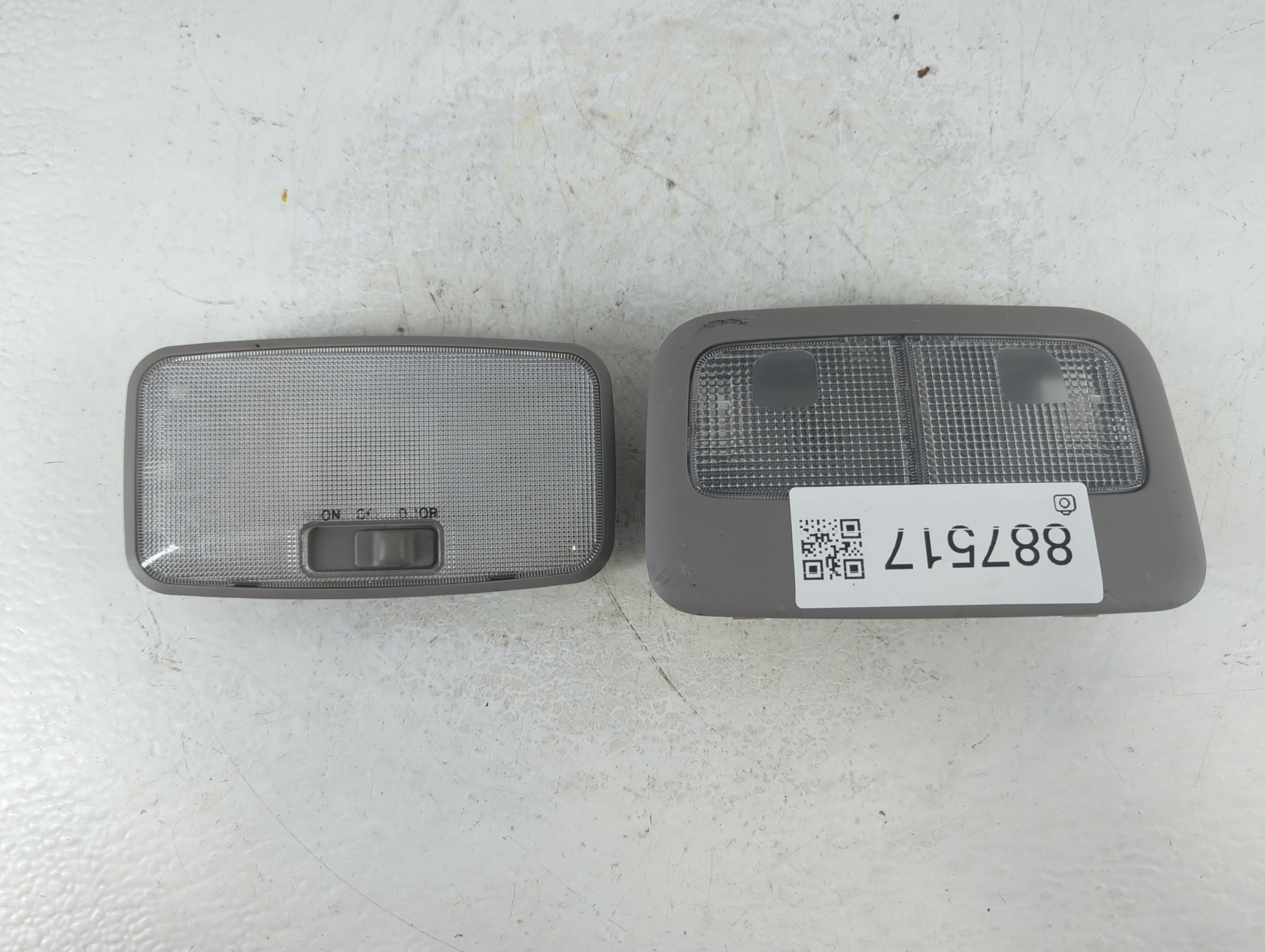2012 Toyota Yaris Fuel Tank Door Lid Gas Tank 887517 - Oemusedautoparts1.com