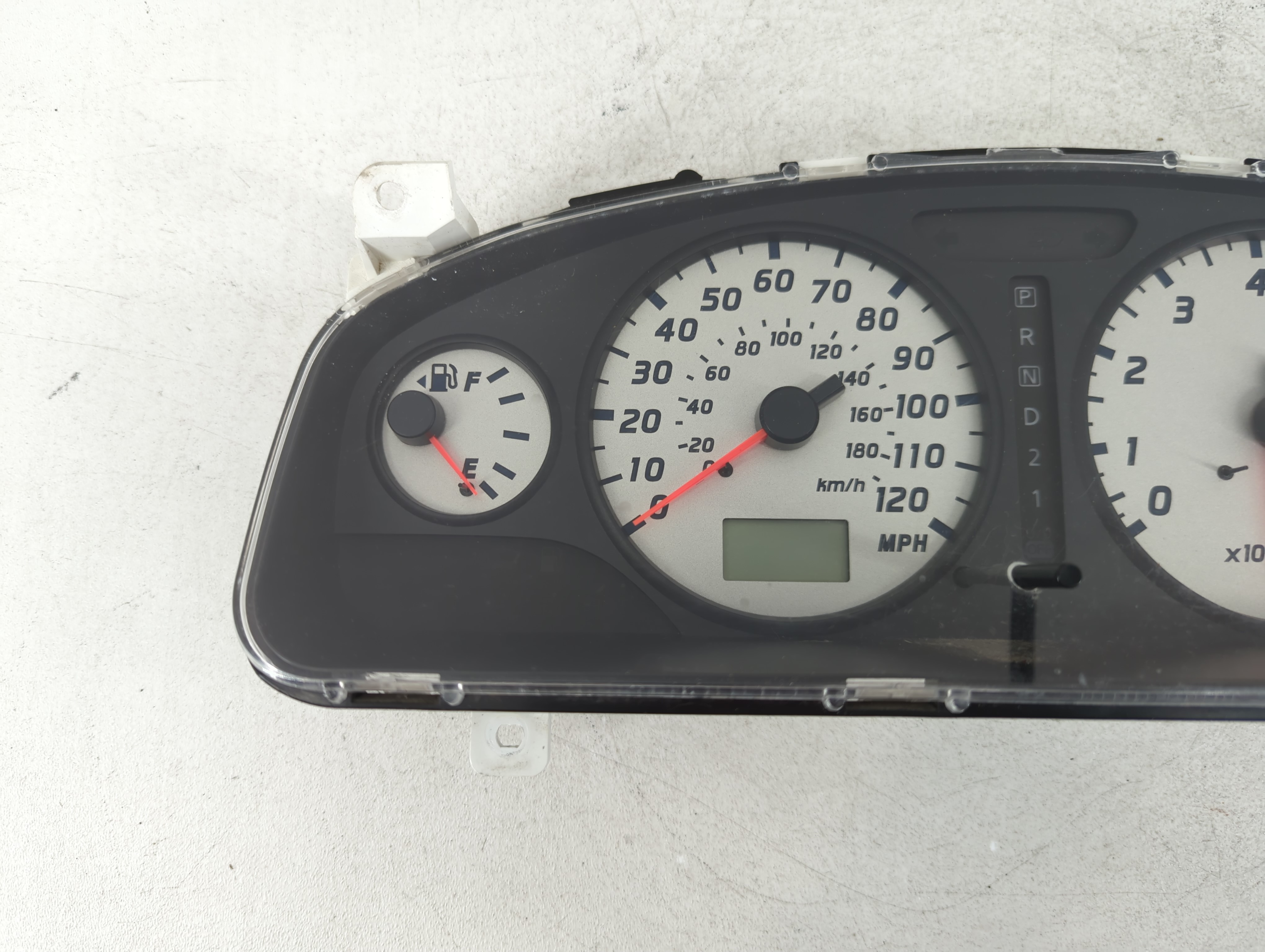 Picture of 2004-2004 Nissan Pathfinder Speedometer Instrument Cluster Gauges 887553
